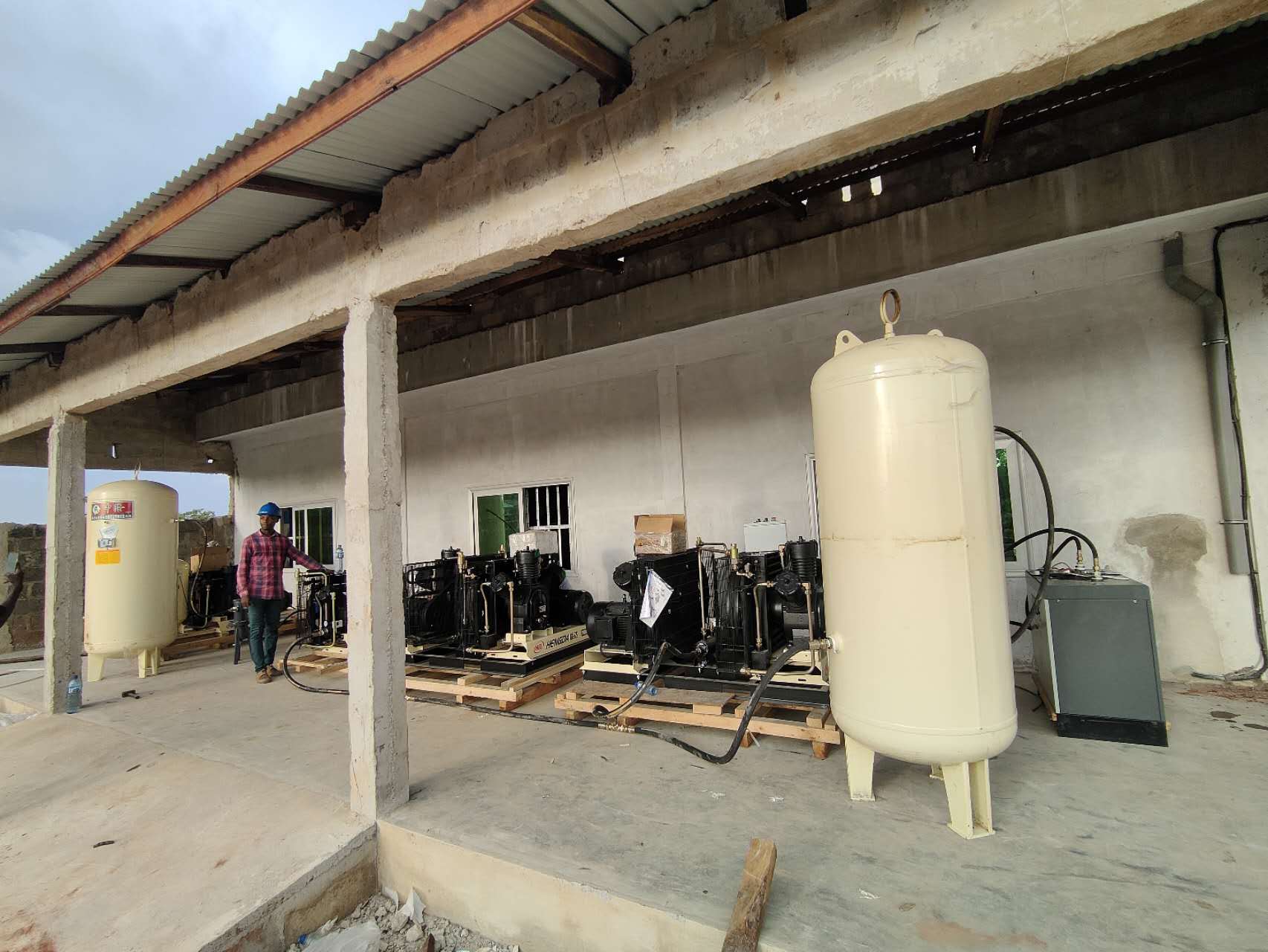 10000bph water filling production line for PET bottle in Benin