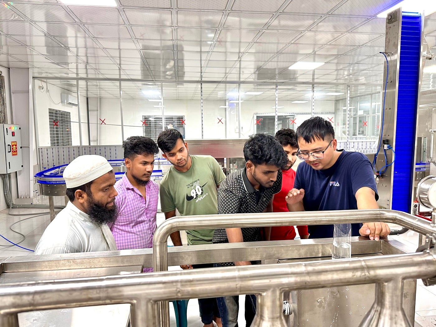 2000bph water filling production line for PET bottle in Bangladesh