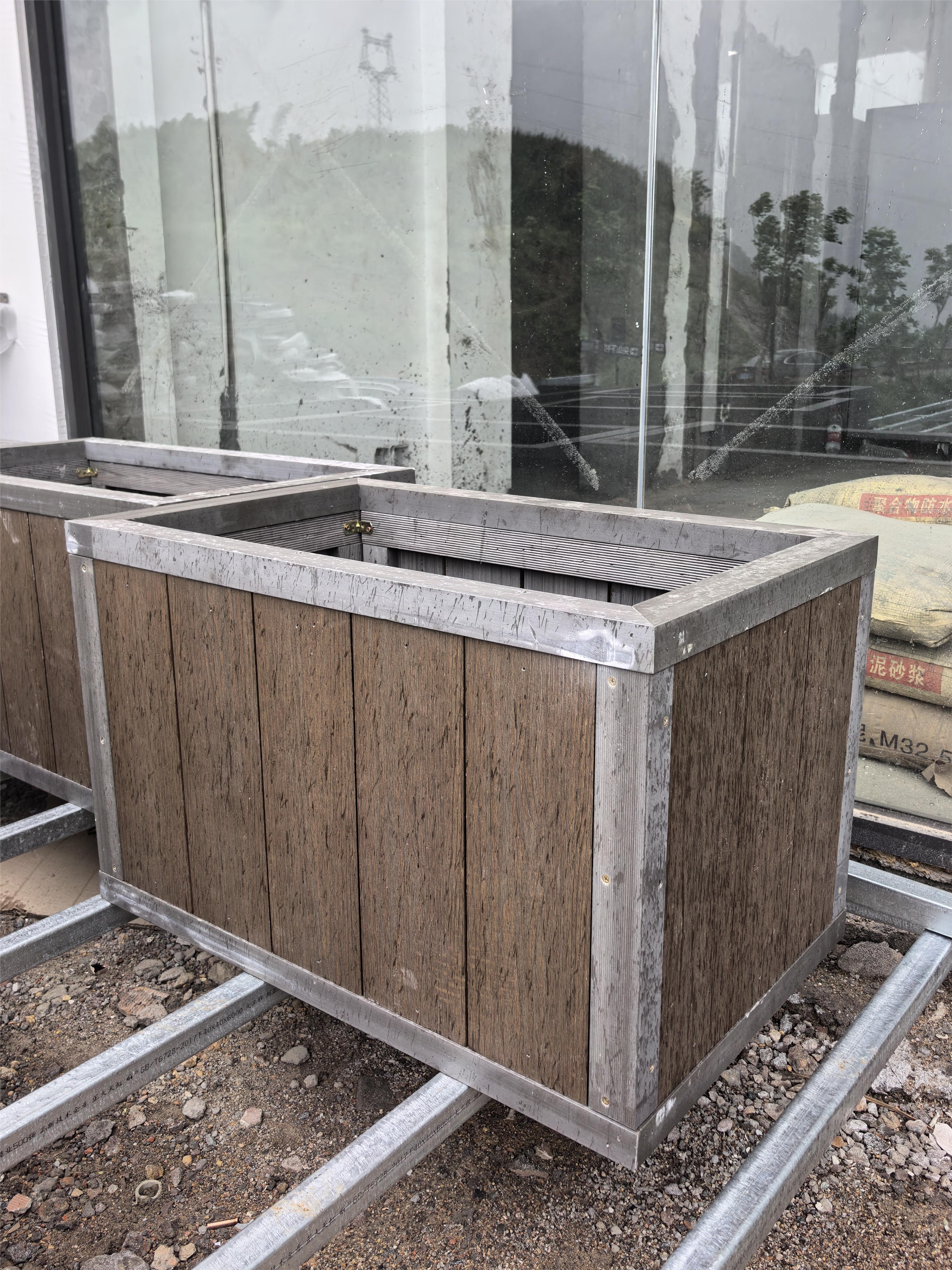 PVC Decking Planter Box Upcycling