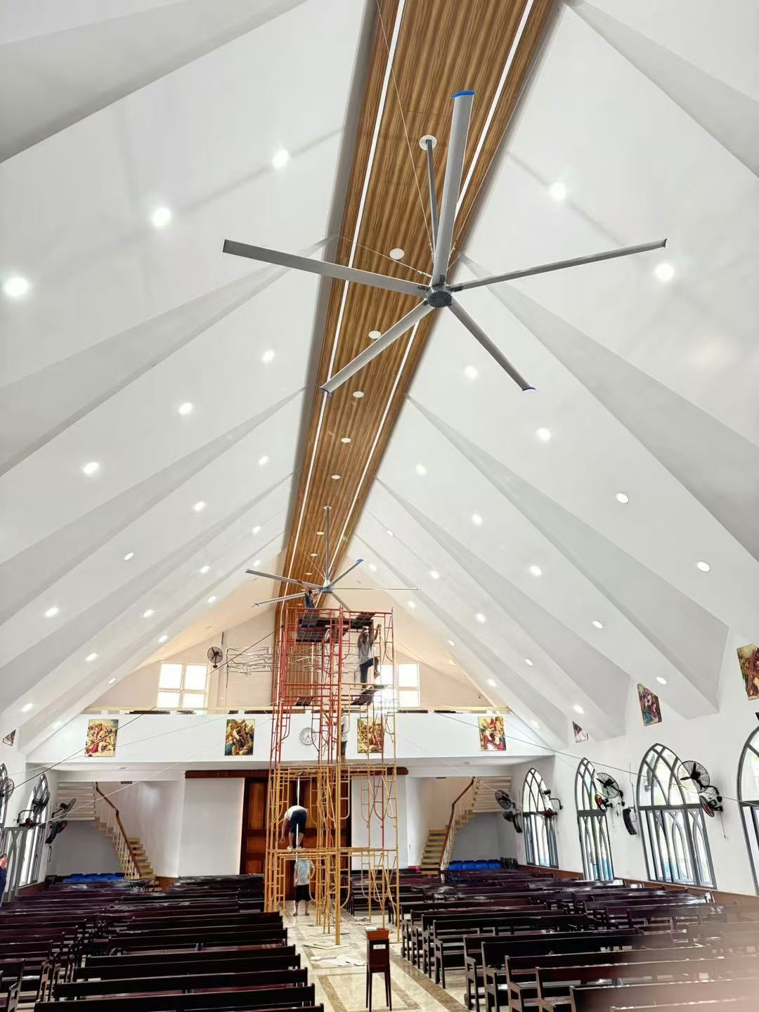 What Features to Look for in Durable Airport Fans for Long-Term Use