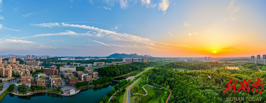 Wangcheng Economic Development Zone Embarks on a New Journey of High-Quality Development Powered by Scientific and Technological Innovation.png