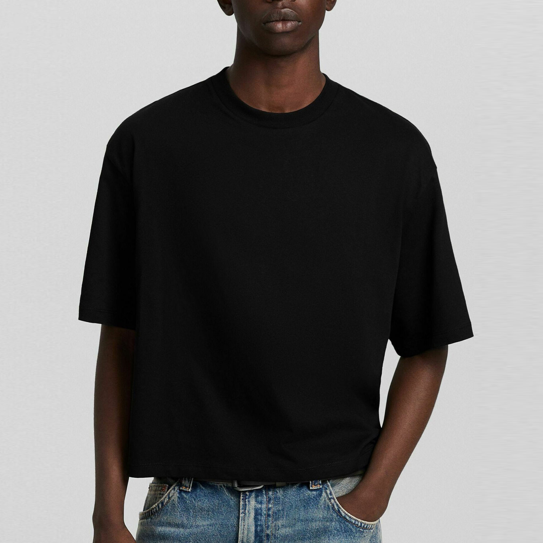Welke milieuvriendelijke stoffen zijn beschikbaar voor duurzame maatwerk-T-shirts?