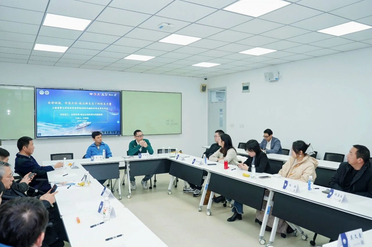 SME Attends SMU 6M Alumni Conference