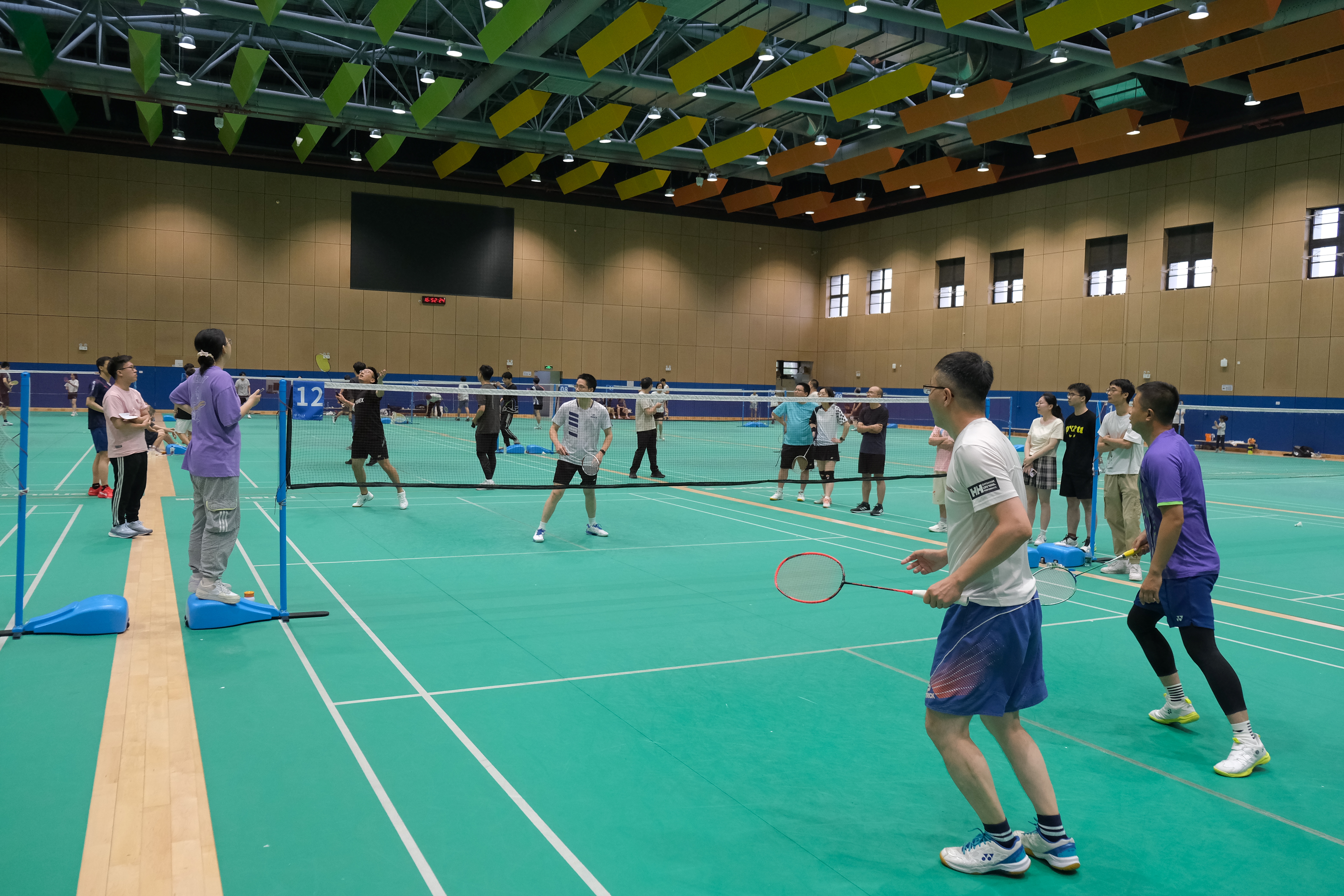 "SME Enterprise Cup" Debuts at SIST, Fudan University