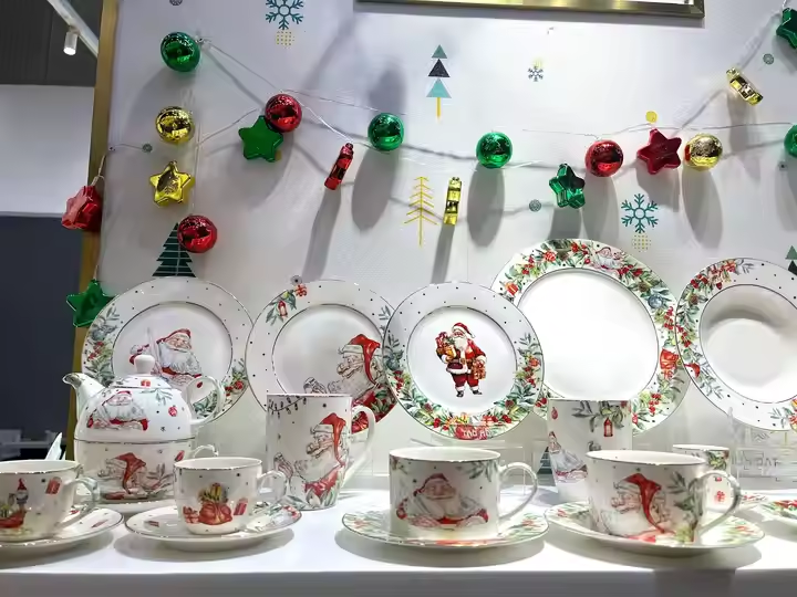 Jak vybrat elegantní porcelánové kusy pro výzdobu domova?