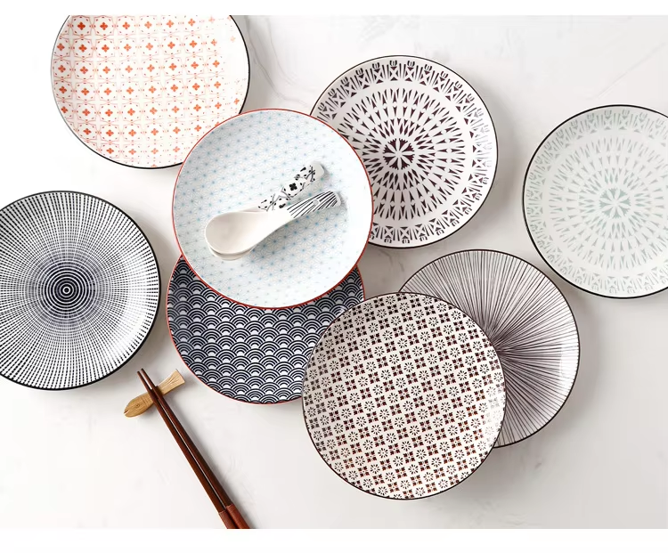 Výhody používání porcelánových talířů pro každodenní jídlo