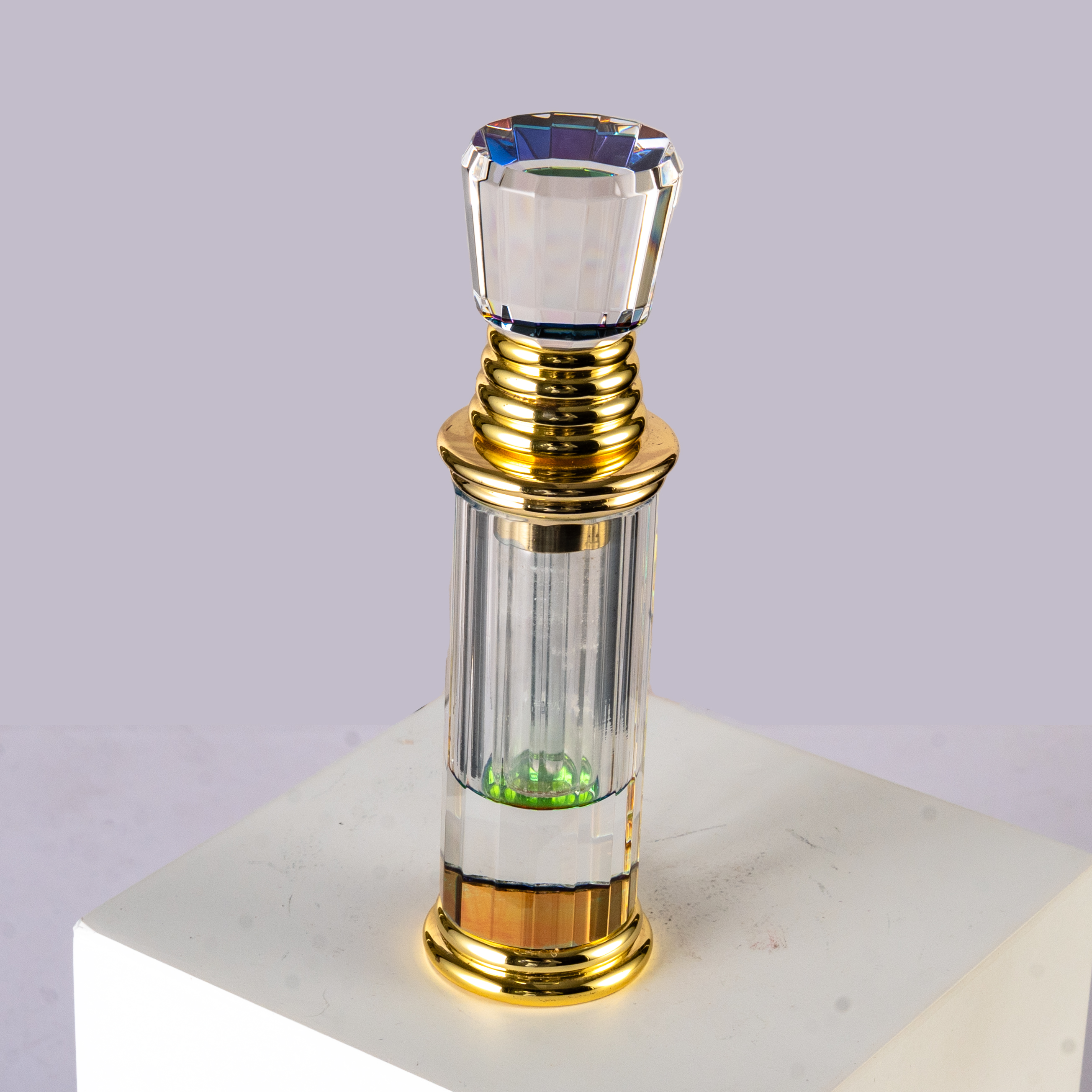 Smallbridge can be customized and wholesale perfume bottle Essential oil bottle Color plated metal accessories at the bottom Small capacity 6ml, bottle weight 110g