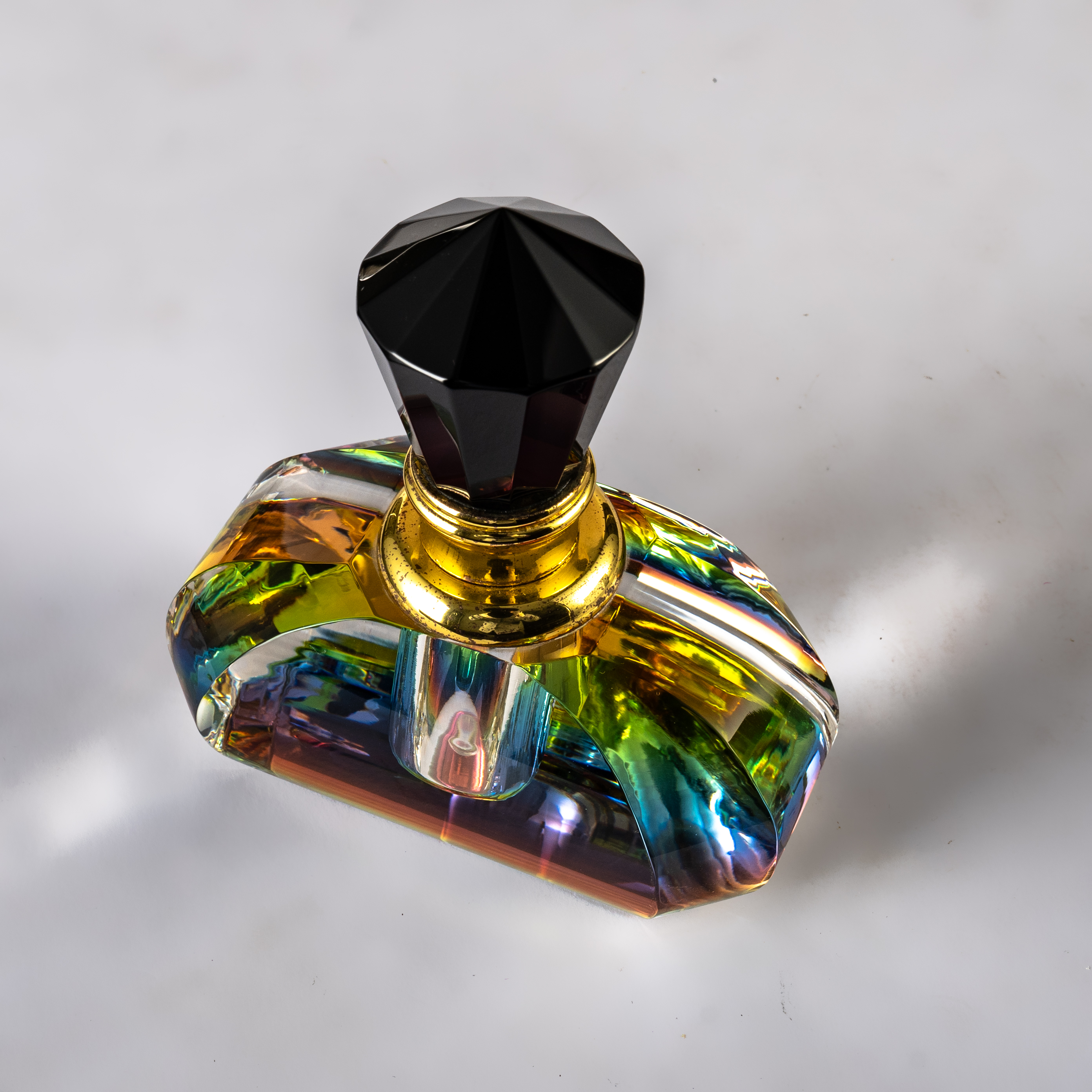 SmallBridge Luxury Crystal perfume Bottle Wholesale Color Plated Black Cap Essential Oil perfume Bottle with Drip Stick Suitable for Personal Use