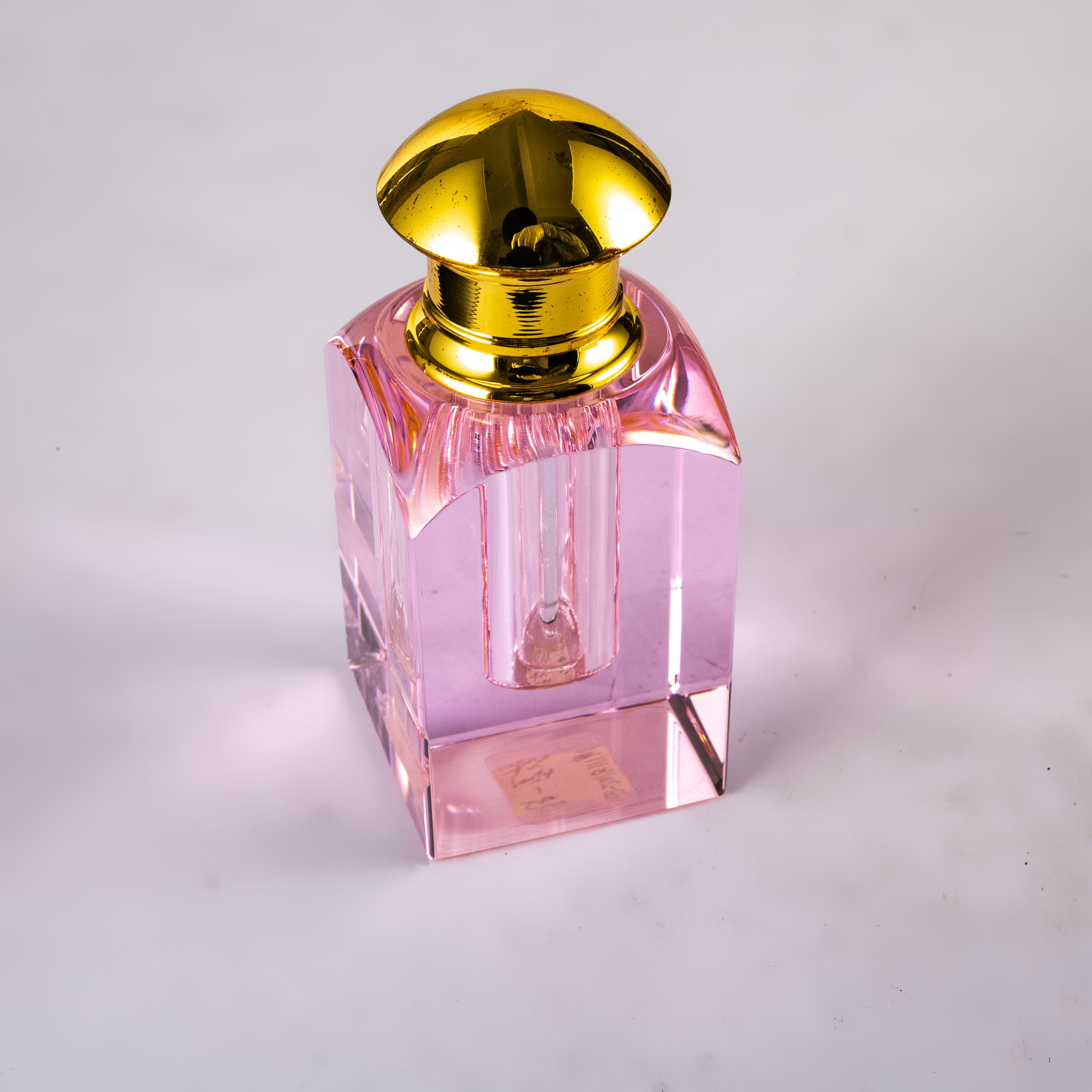 SmallBridge Luxury Crystal perfume Bottle Wholesale Pink Model Premium Essential Oil perfume Bottle with Water Dropping Stick Suitable for Personal Use
