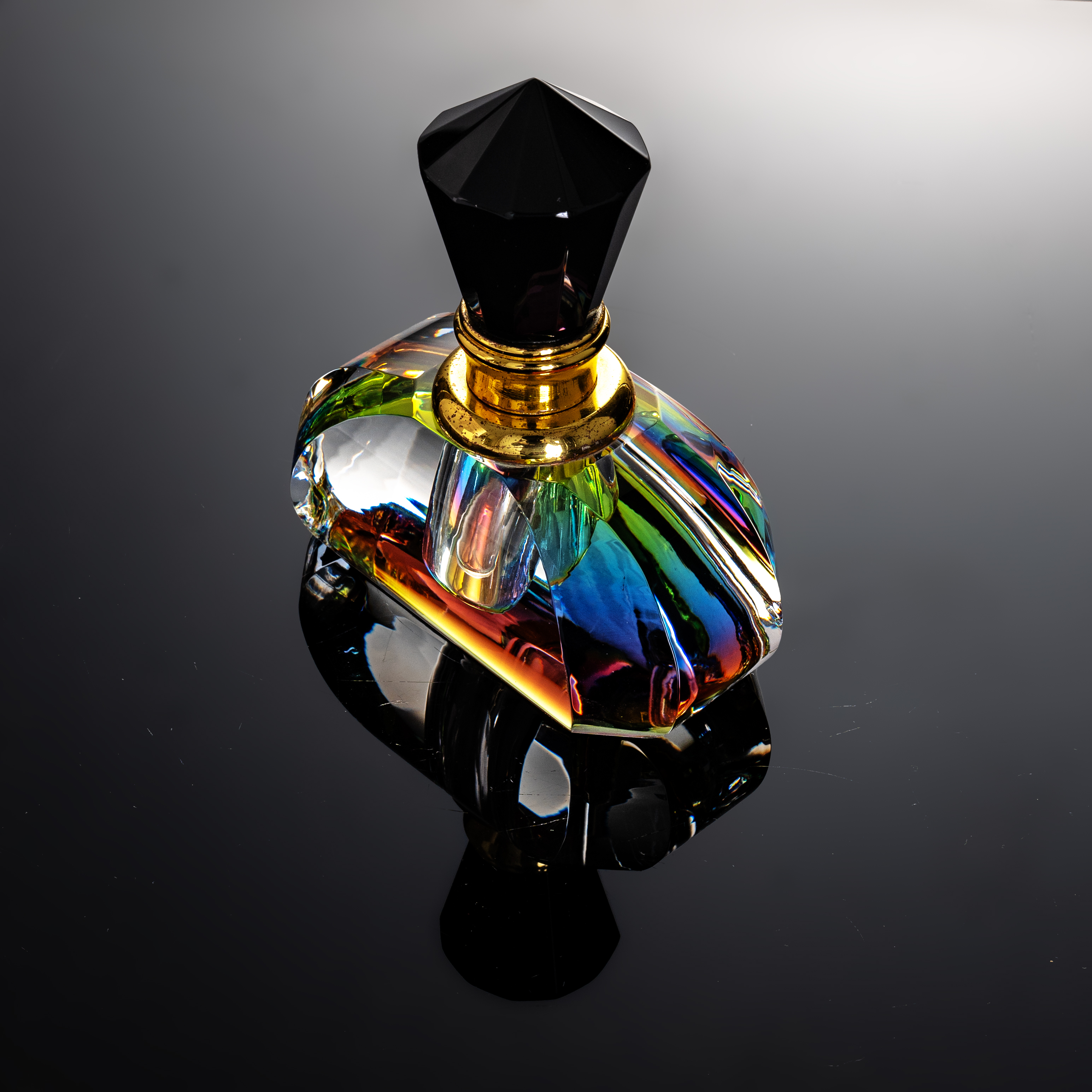 SmallBridge Luxury Crystal perfume Bottle Wholesale Color Plated Black Cap Essential Oil perfume Bottle with Drip Stick Suitable for Personal Use