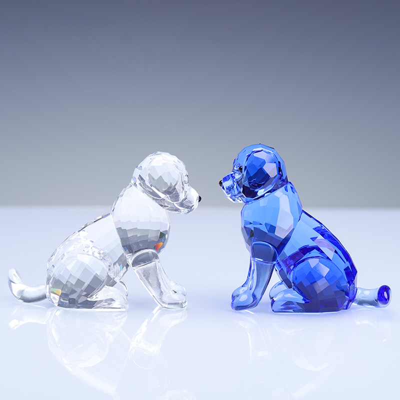 Realistic and vivid images of small animals and dogs can be given as gifts or customized for wholesale