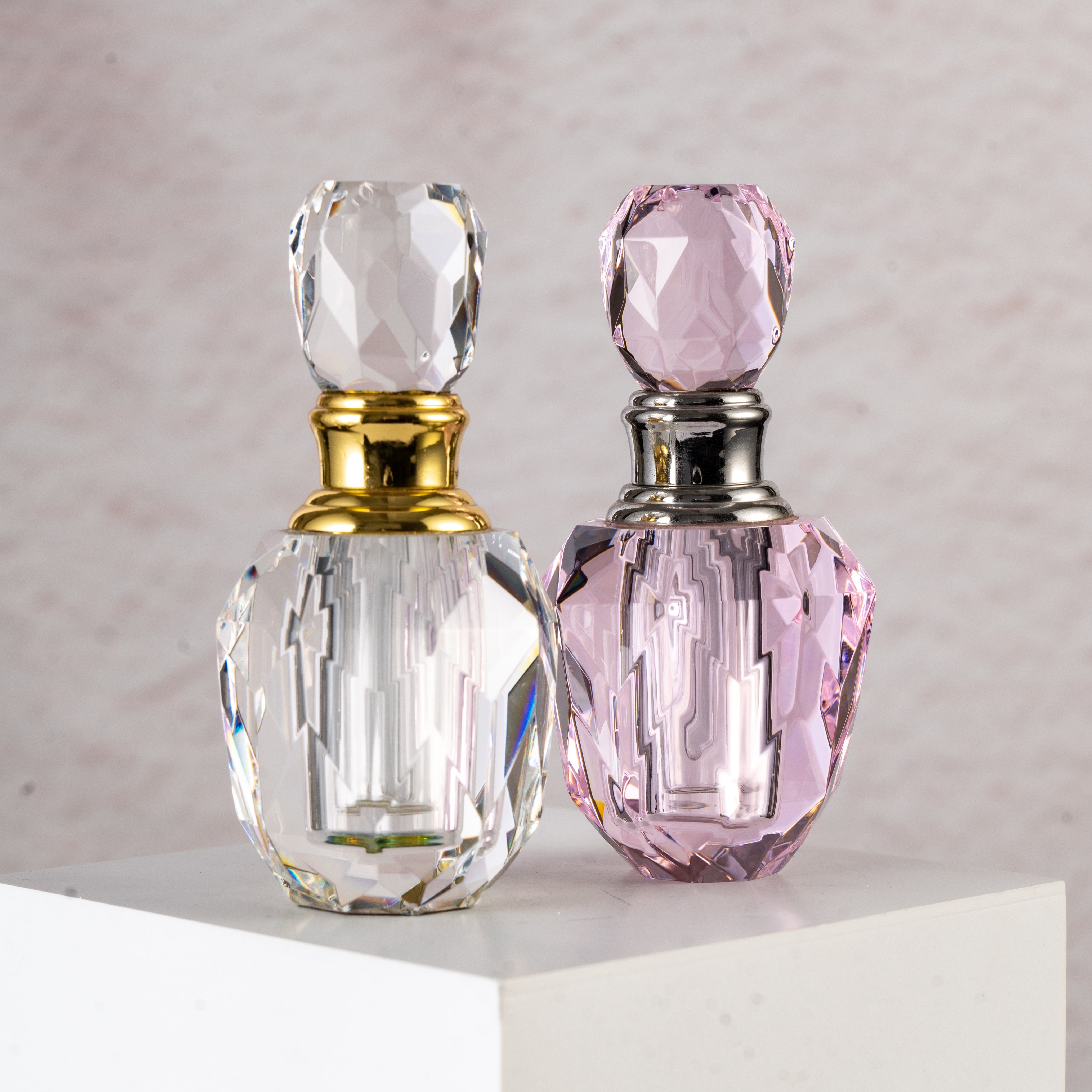 SmallBridge Luxury Crystal perfume Bottle Wholesale Pink and White Couple Essential Oil perfume Bottle with Water Dropping Stick for Personal Use