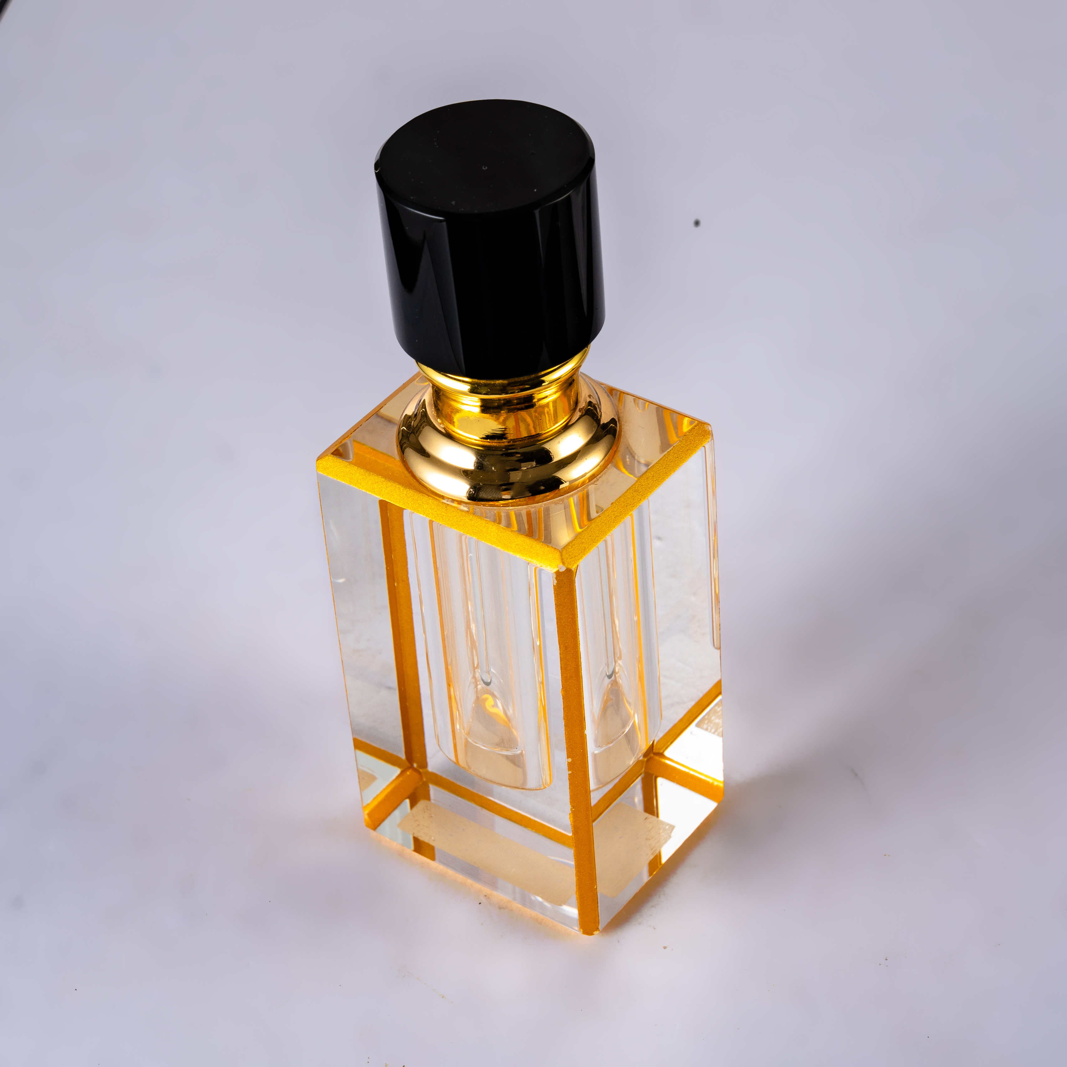 SmallBridge High quality Wholesale Transparent perfume Bottle Black Cap Bottle Body 349g Essential Oil Bottle Capacity 12ml Liquid Bottle for Boudoir Friend