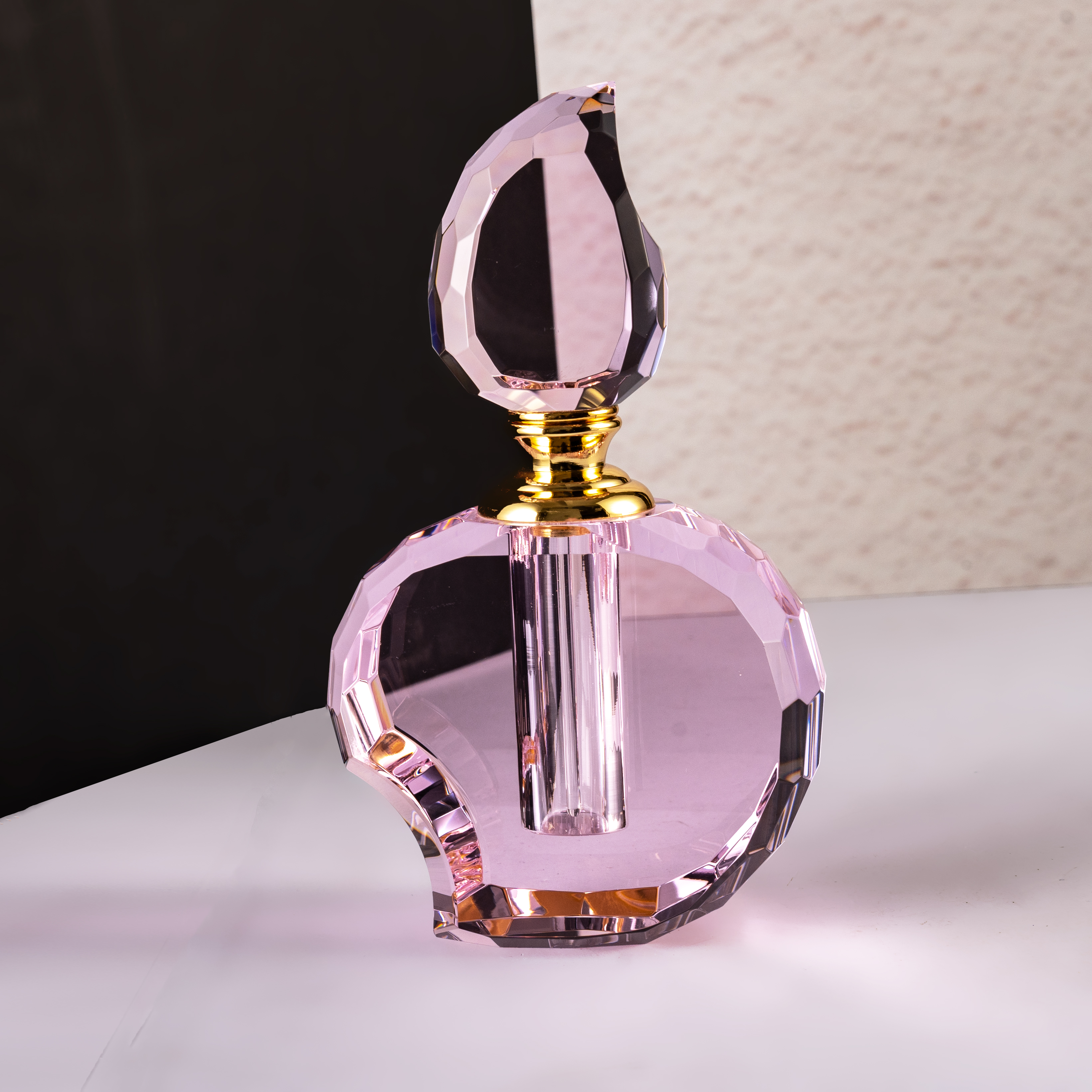 SmallBridge Crystal New Product Pink Half Apple perfume Bottle Customizable perfume Bottle Essential Oil Bottle Empty Bottle Gift Gift Premium Product