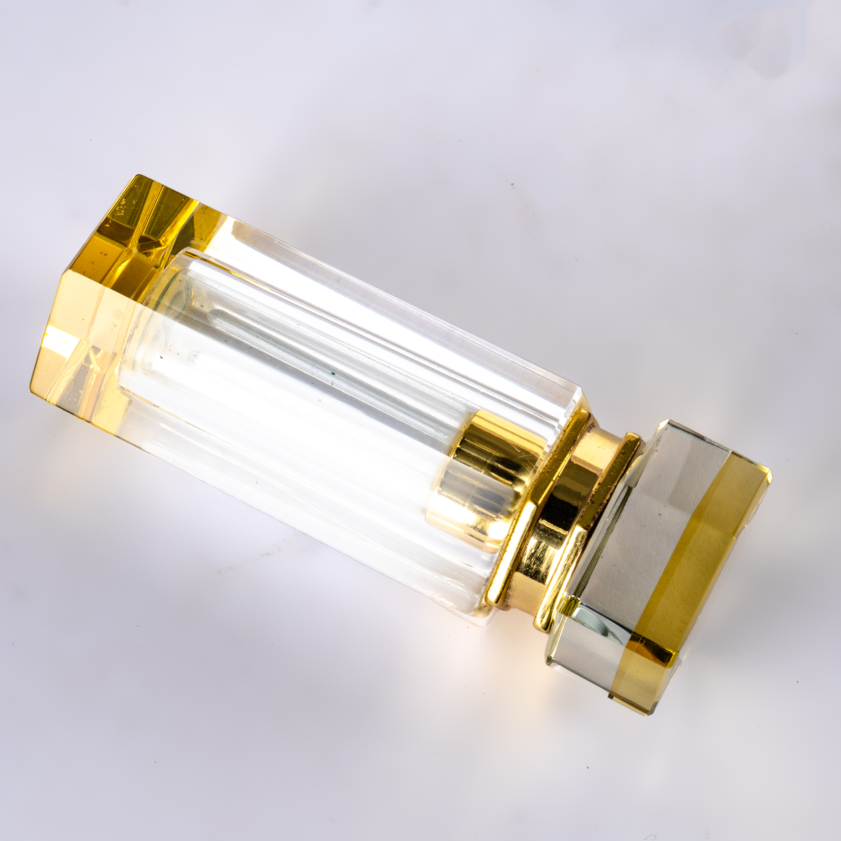 Smallbridge can be customized and wholesale perfume bottles Essential oil bottles Yellow crystal splicing metal accessories Small capacity 3ml, bottle weight 110g