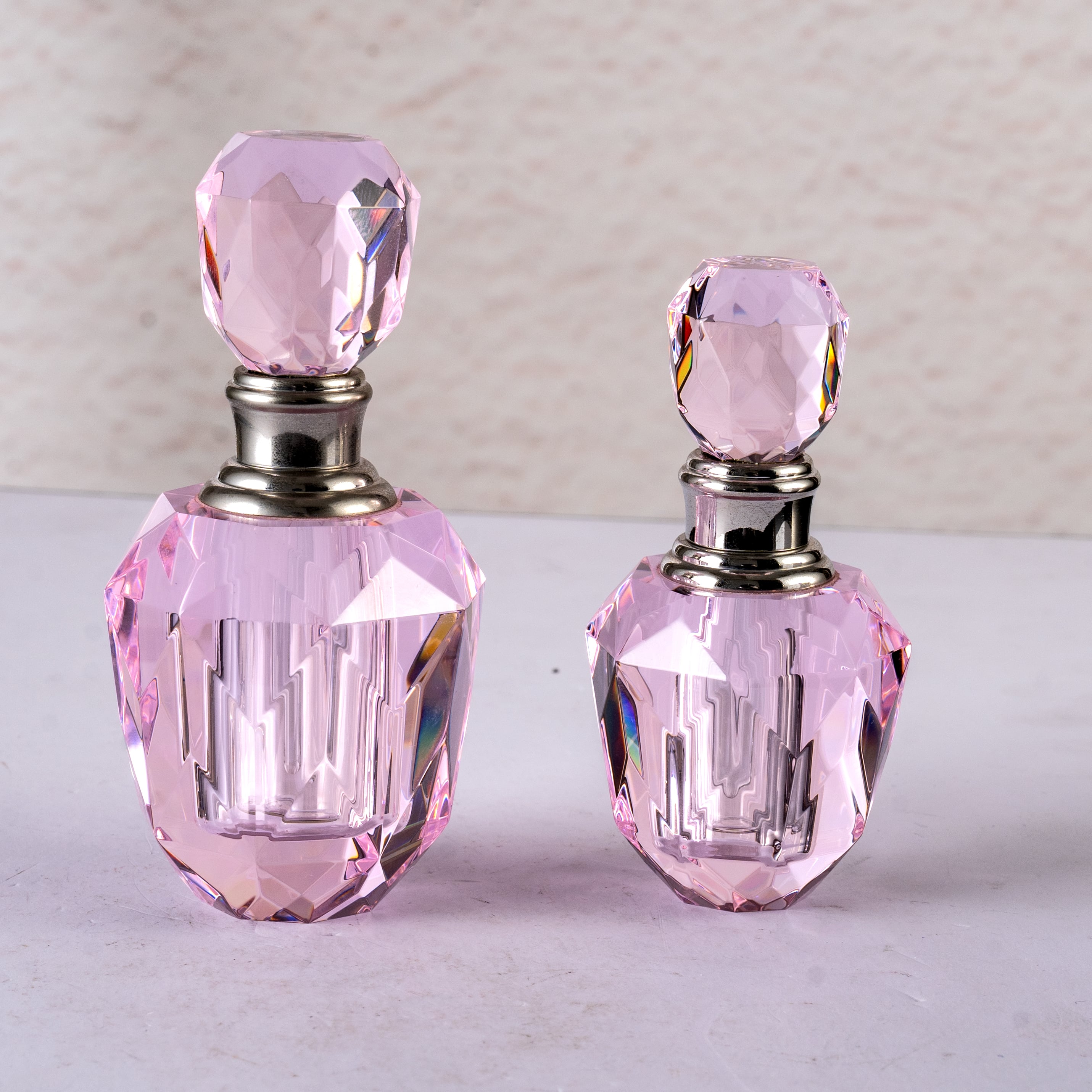 SmallBridge Luxury Crystal perfume Bottle Wholesale Pink and White Couple Essential Oil perfume Bottle with Water Dropping Stick for Personal Use