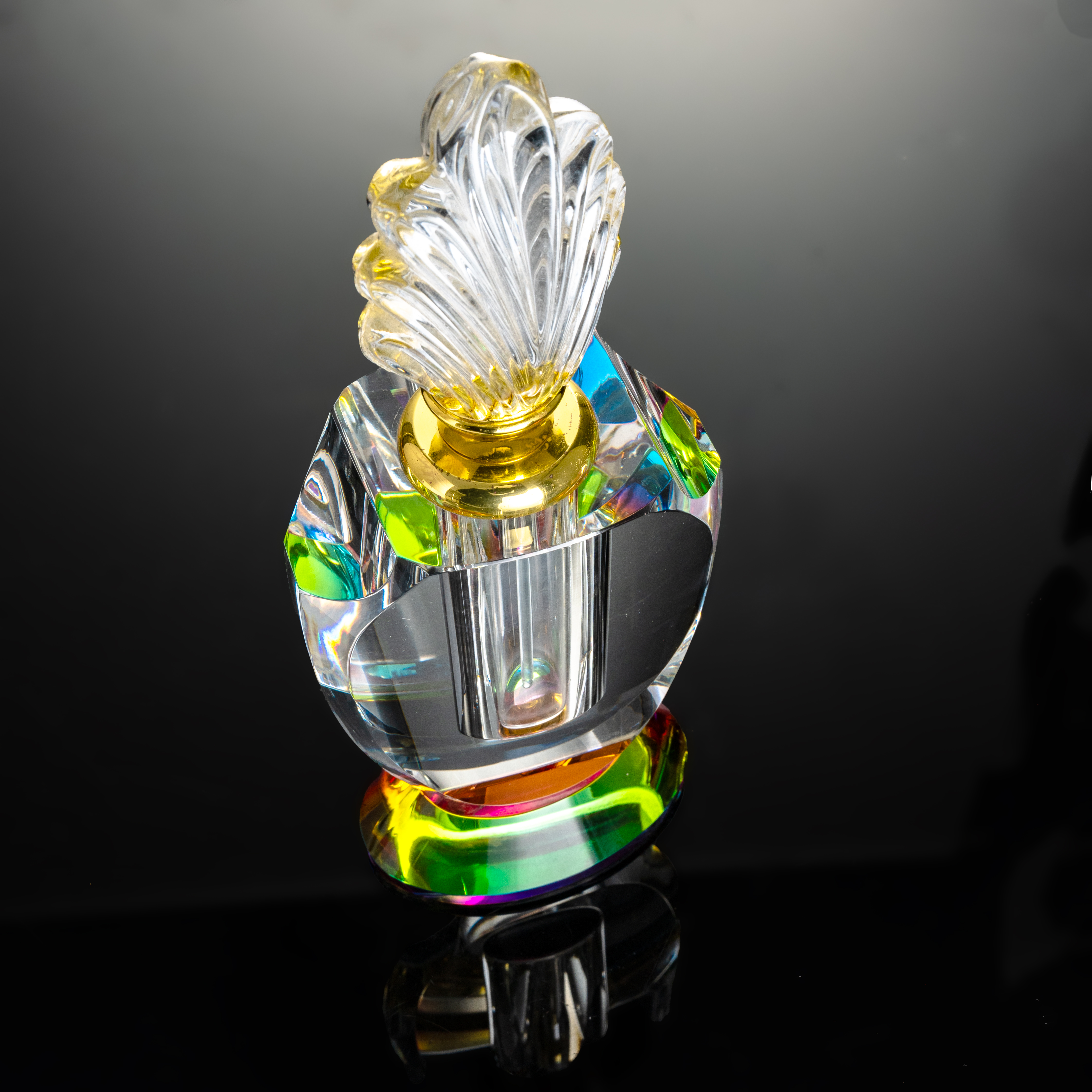 Smallbridge high-grade products wholesale perfume bottle color plating process bottle cap leaf shape gifts for self use bottle weight 764g