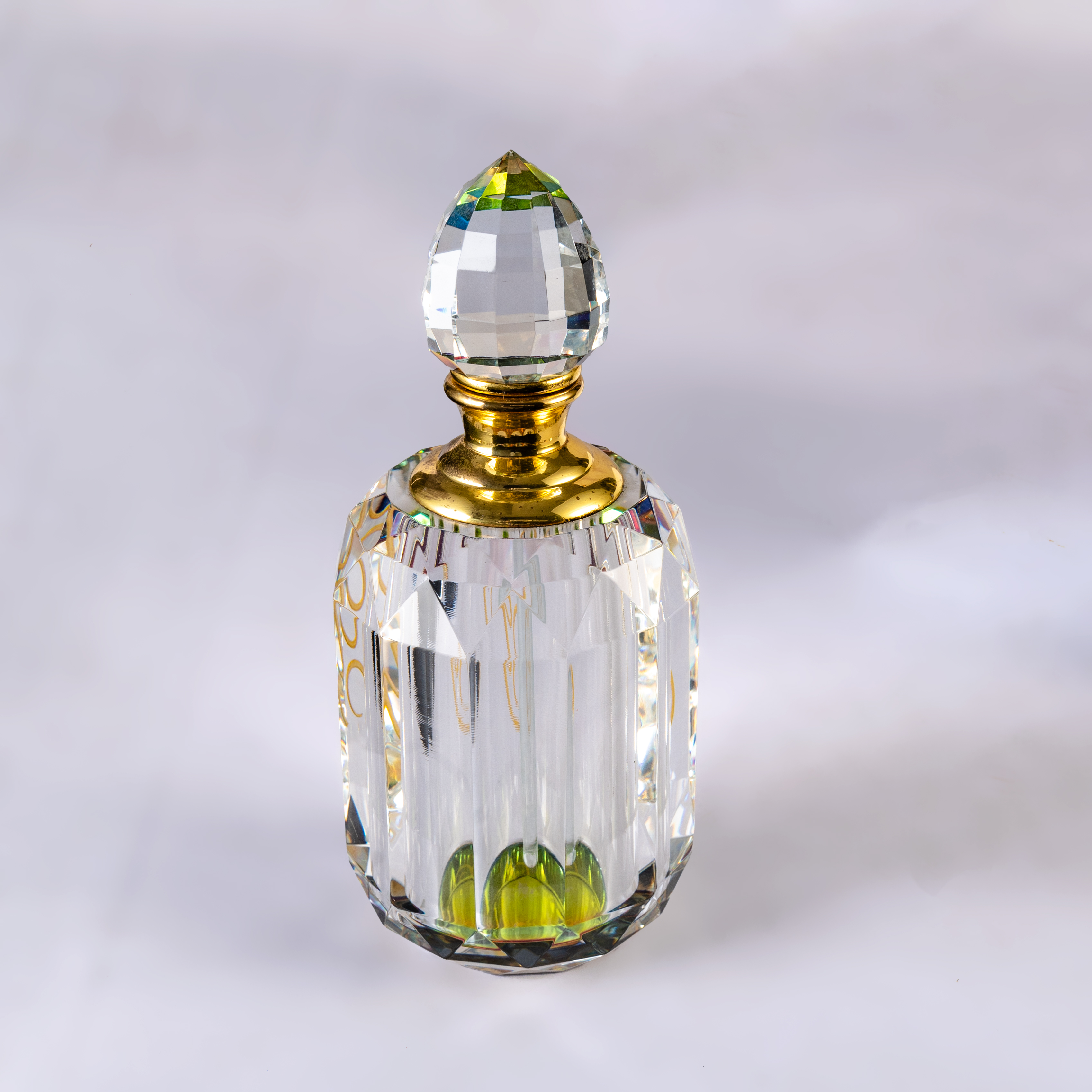 Small Bridge New Design Premium Luxury Fancy Clear  Empty Mini Perfume Bottle New Mold Custom Glass Cap Perfume Oil Bottles