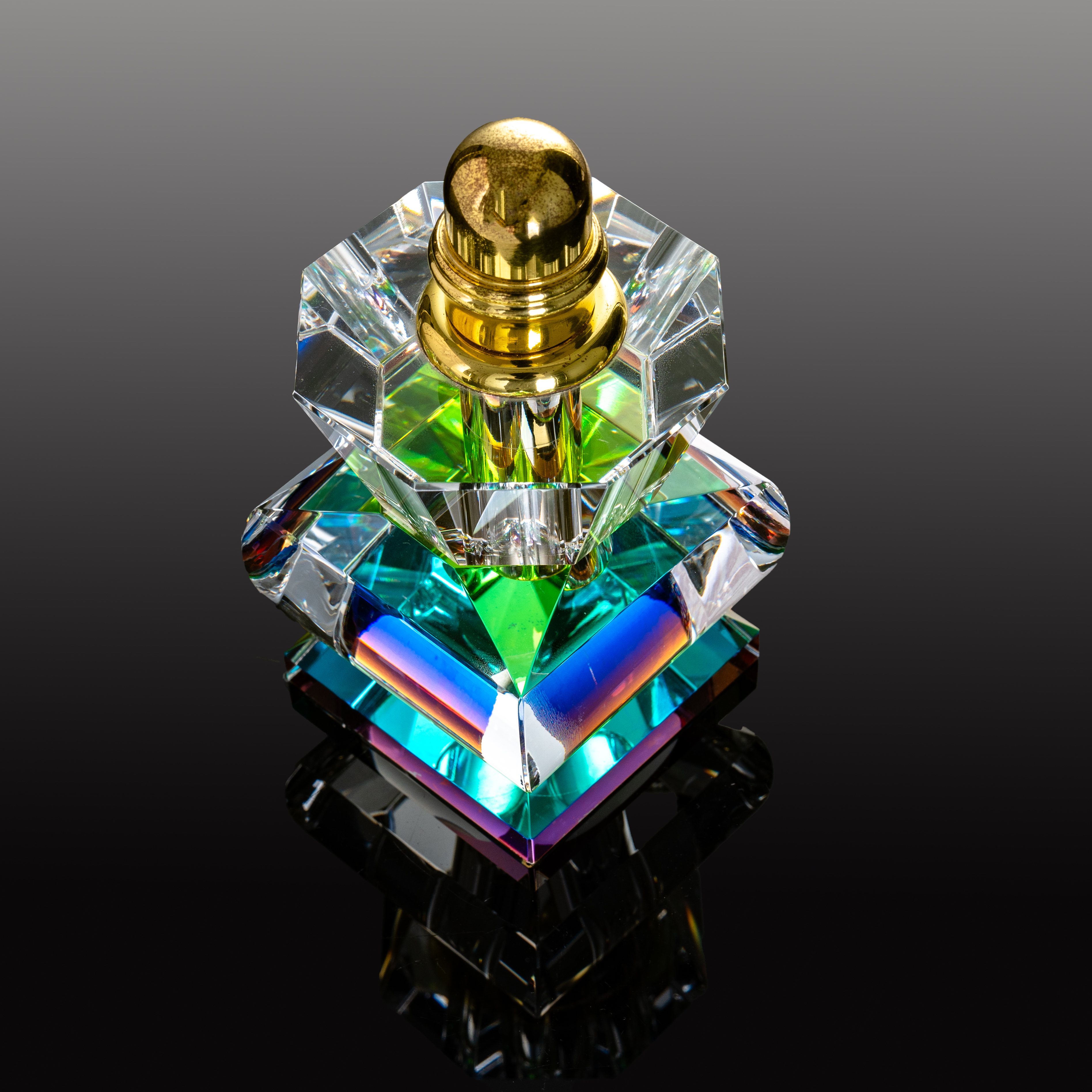 SmallBridge High quality Wholesale Double layer Design perfume Bottle Color Plating Process 530g Essential Oil Bottle Liquid Bottle as a gift for friends
