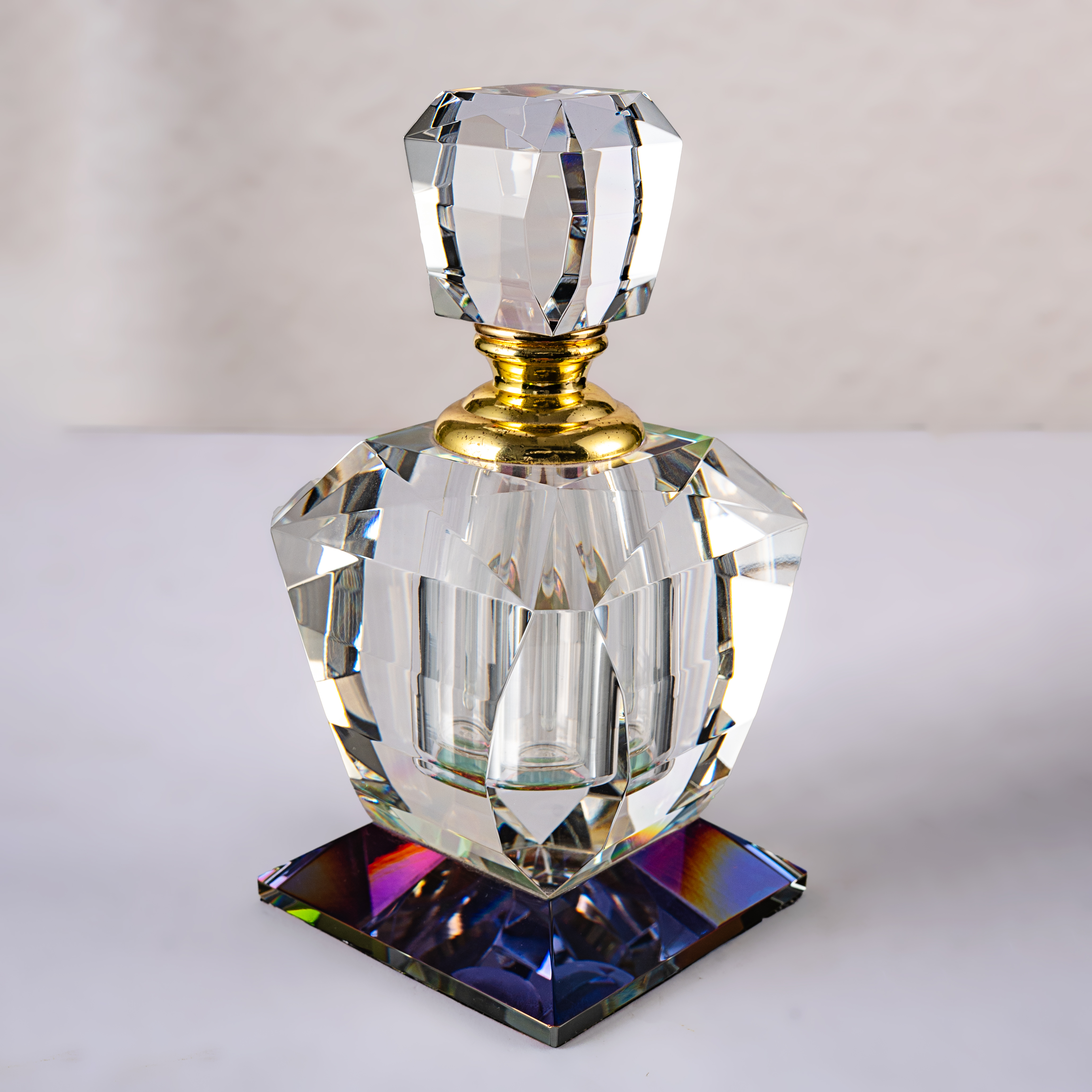 Smallbridge New Design Wholesale Transparent perfume Bottle Multi faceted Bottom Color Plating Process perfume Bottle Essential Oil Bottle Liquid Bottle Body 881g Capacity 12ml