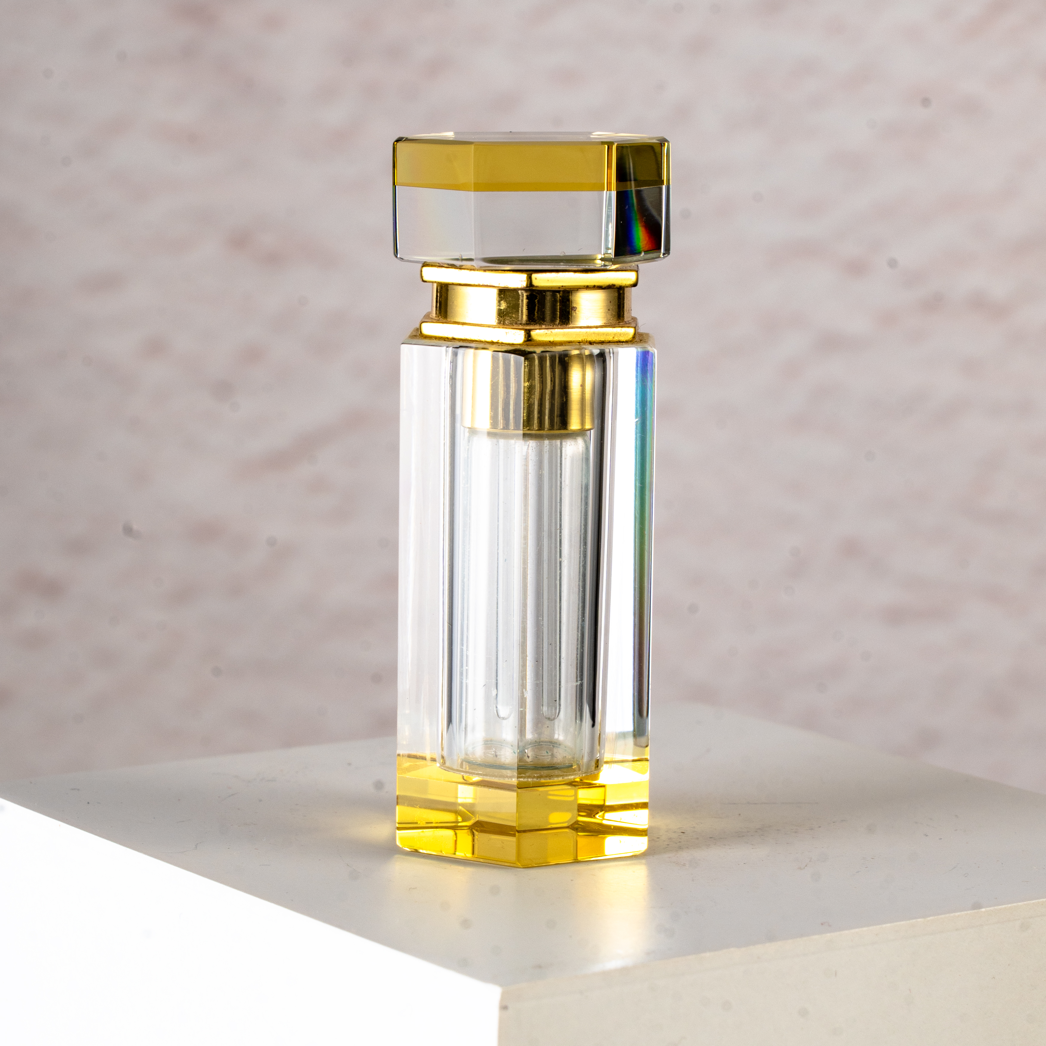 Smallbridge can be customized and wholesale perfume bottles Essential oil bottles Yellow crystal splicing metal accessories Small capacity 3ml, bottle weight 110g