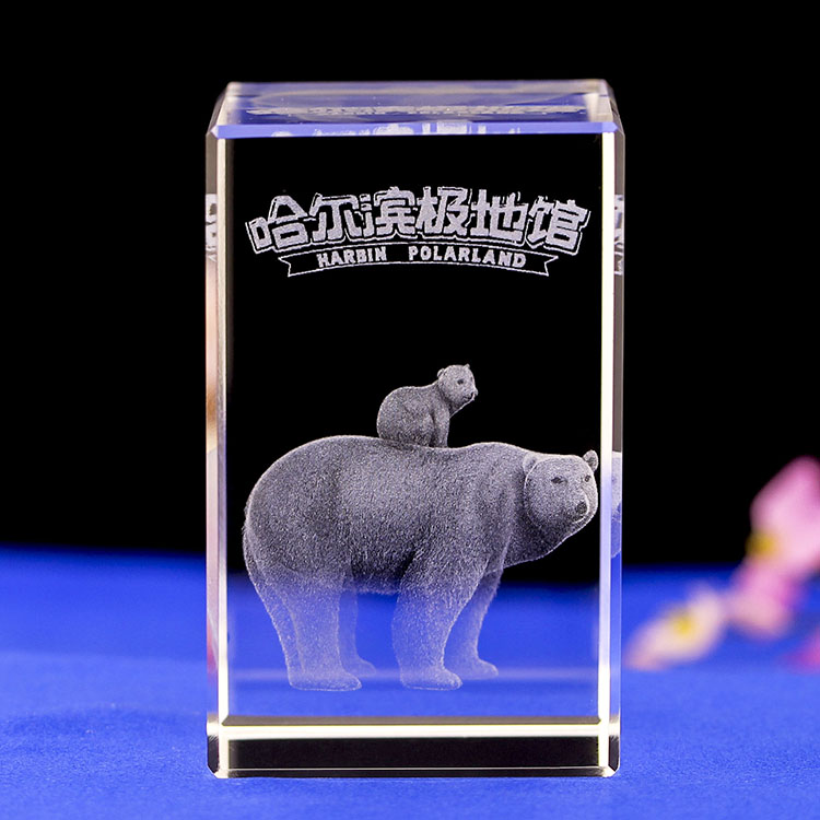 3d laser engraved bear Animals Solid Glass Cube Crystal Gifts details