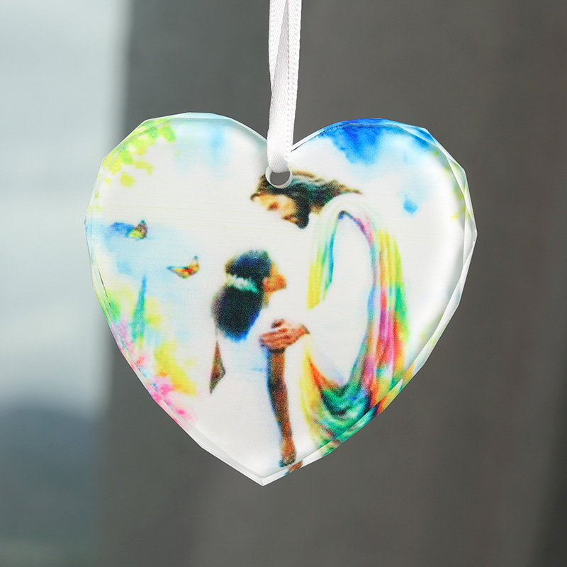 SmallBridge's new design wholesale love pendant can be made of white material or designed with patterns, with a large hanging capacity and advantages
