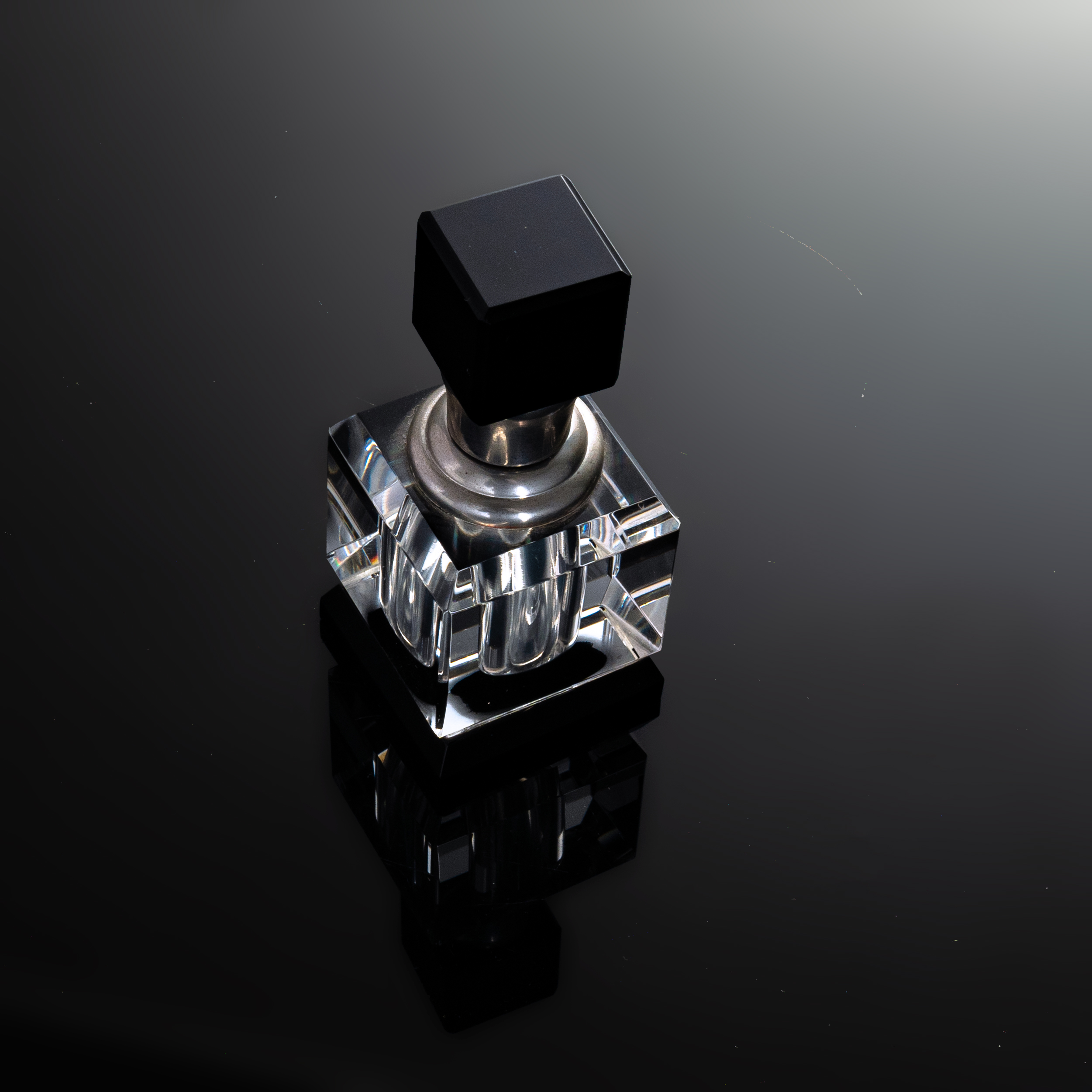 Smallbridge upscale products wholesale perfume bottle black 3ml small capacity size gift giving self use bottle weight 142g