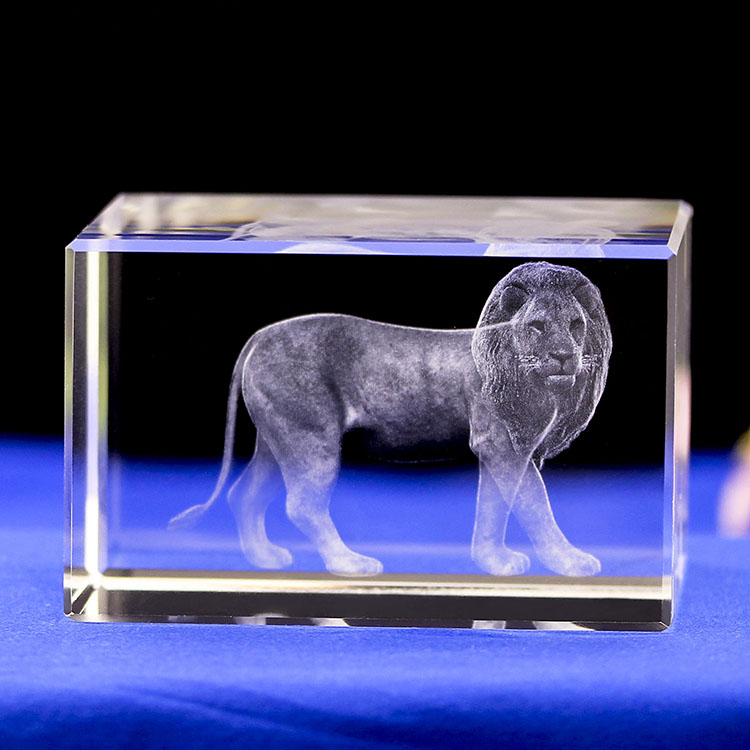 Various Size Customized Crystal Lions International 3d Laser Crystal Animal details