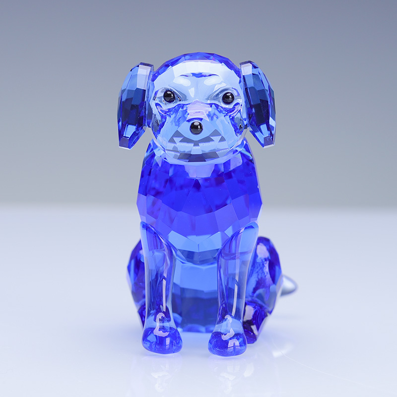 Realistic and vivid images of small animals and dogs can be given as gifts or customized for wholesale