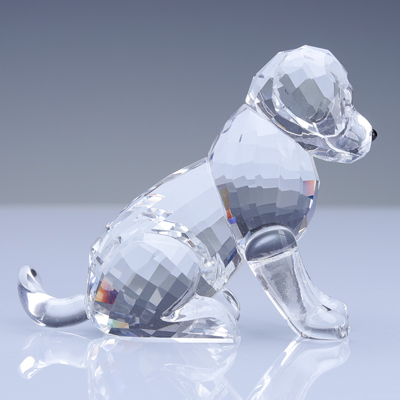 Realistic and vivid images of small animals and dogs can be given as gifts or customized for wholesale