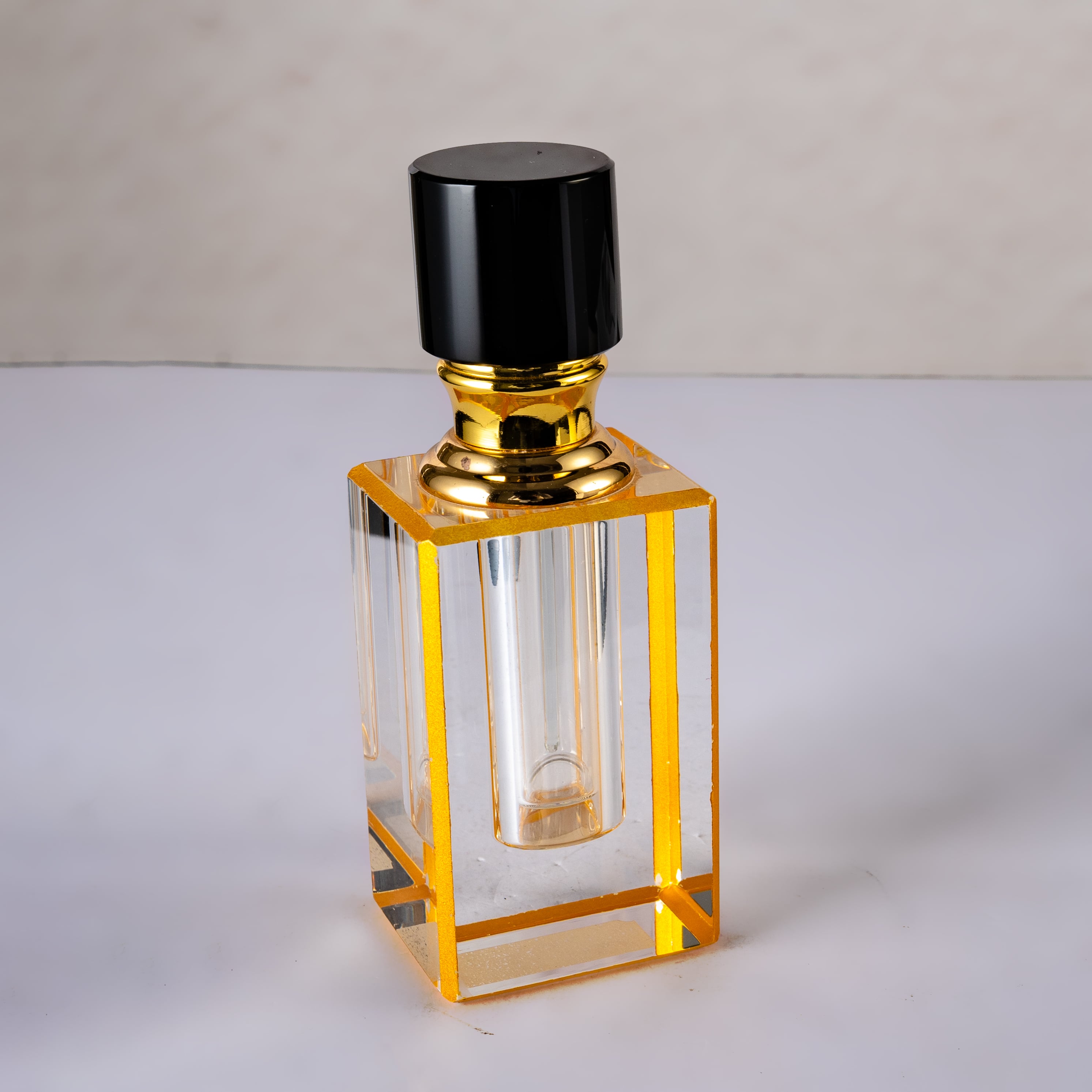 SmallBridge High quality Wholesale Transparent perfume Bottle Black Cap Bottle Body 349g Essential Oil Bottle Capacity 12ml Liquid Bottle for Boudoir Friend