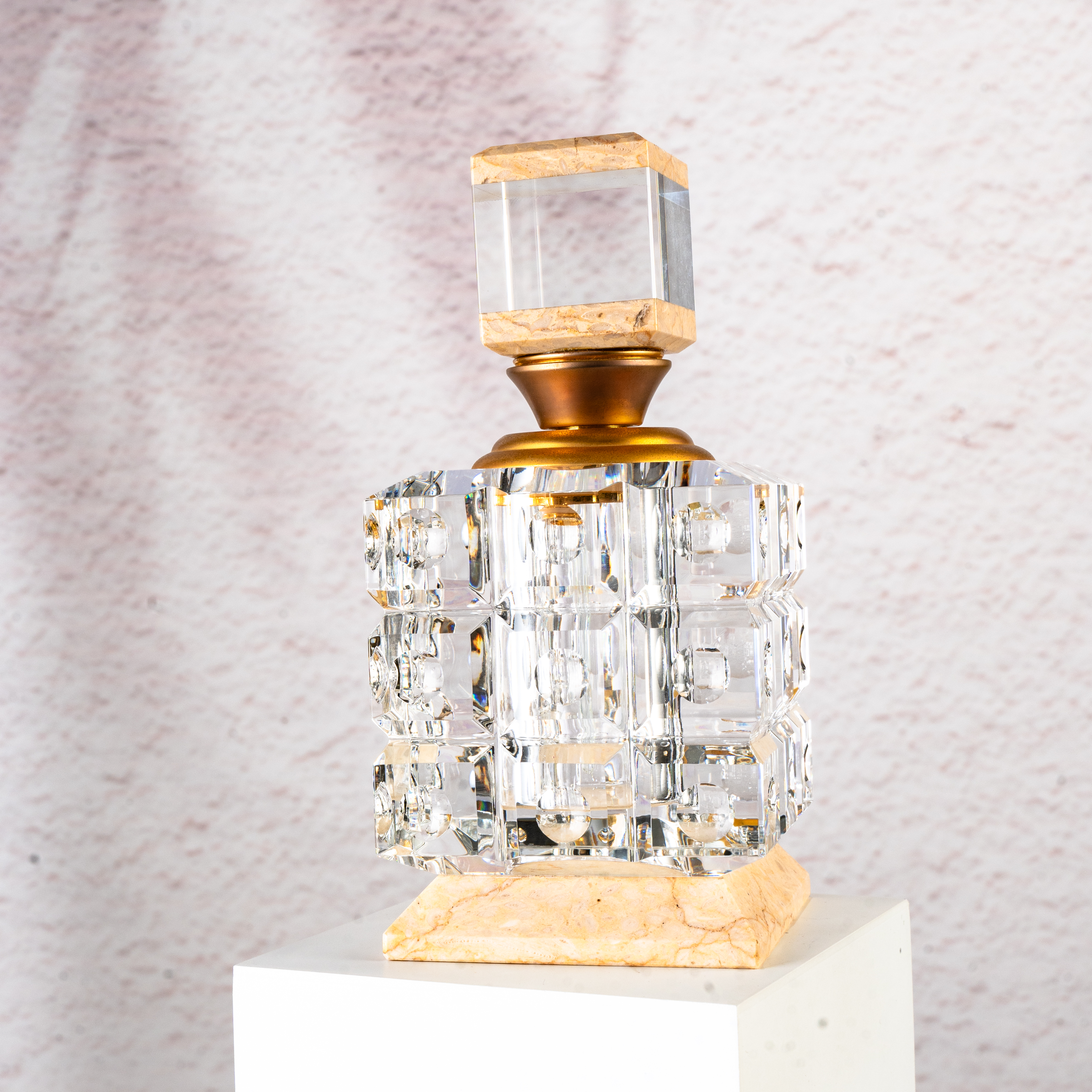Smallbridge high-grade products wholesale perfume bottle marble base design gift giving self use bottle weight 1092g