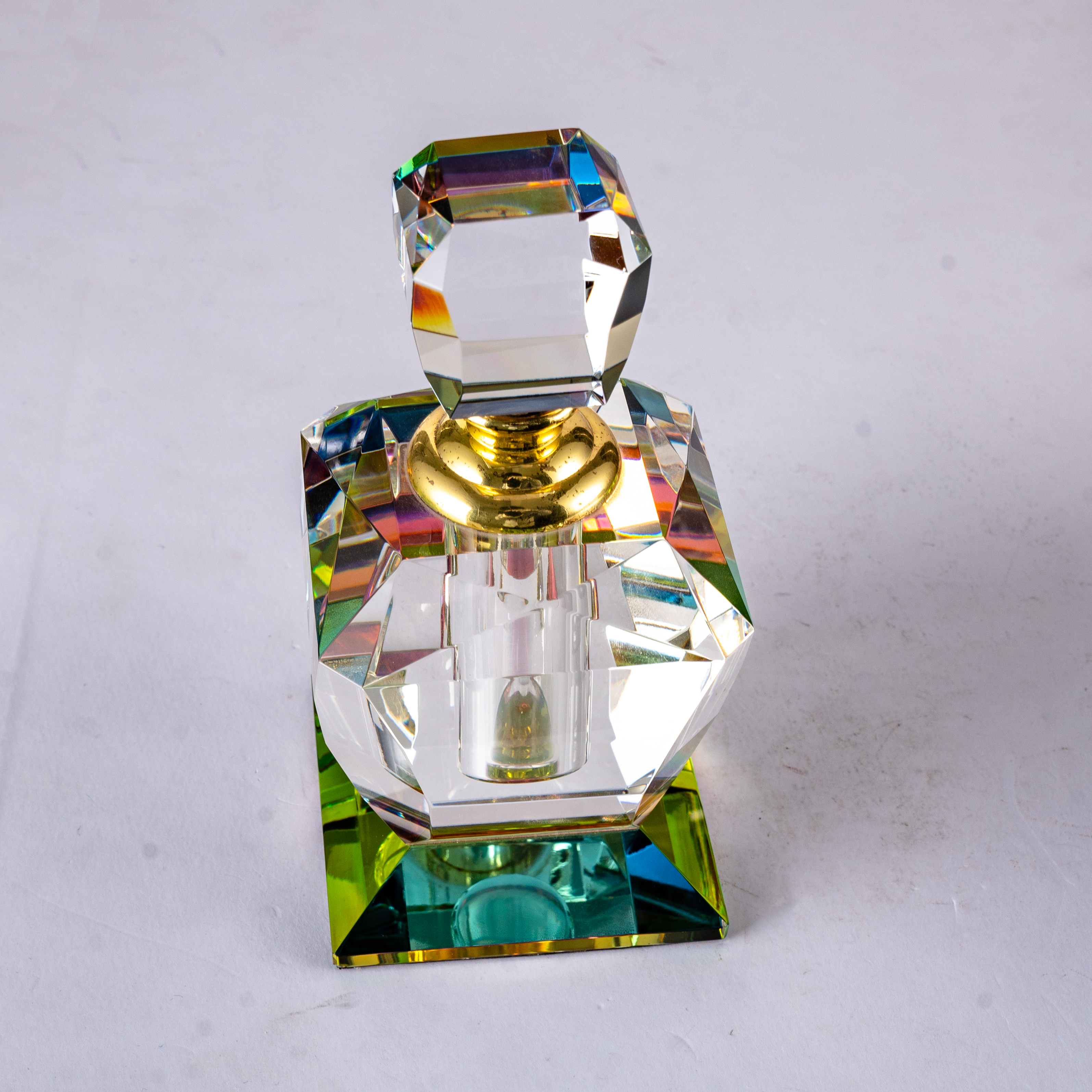 Smallbridge New Design Wholesale Transparent perfume Bottle Multi faceted Bottom Color Plating Process perfume Bottle Essential Oil Bottle Liquid Bottle Body 881g Capacity 12ml