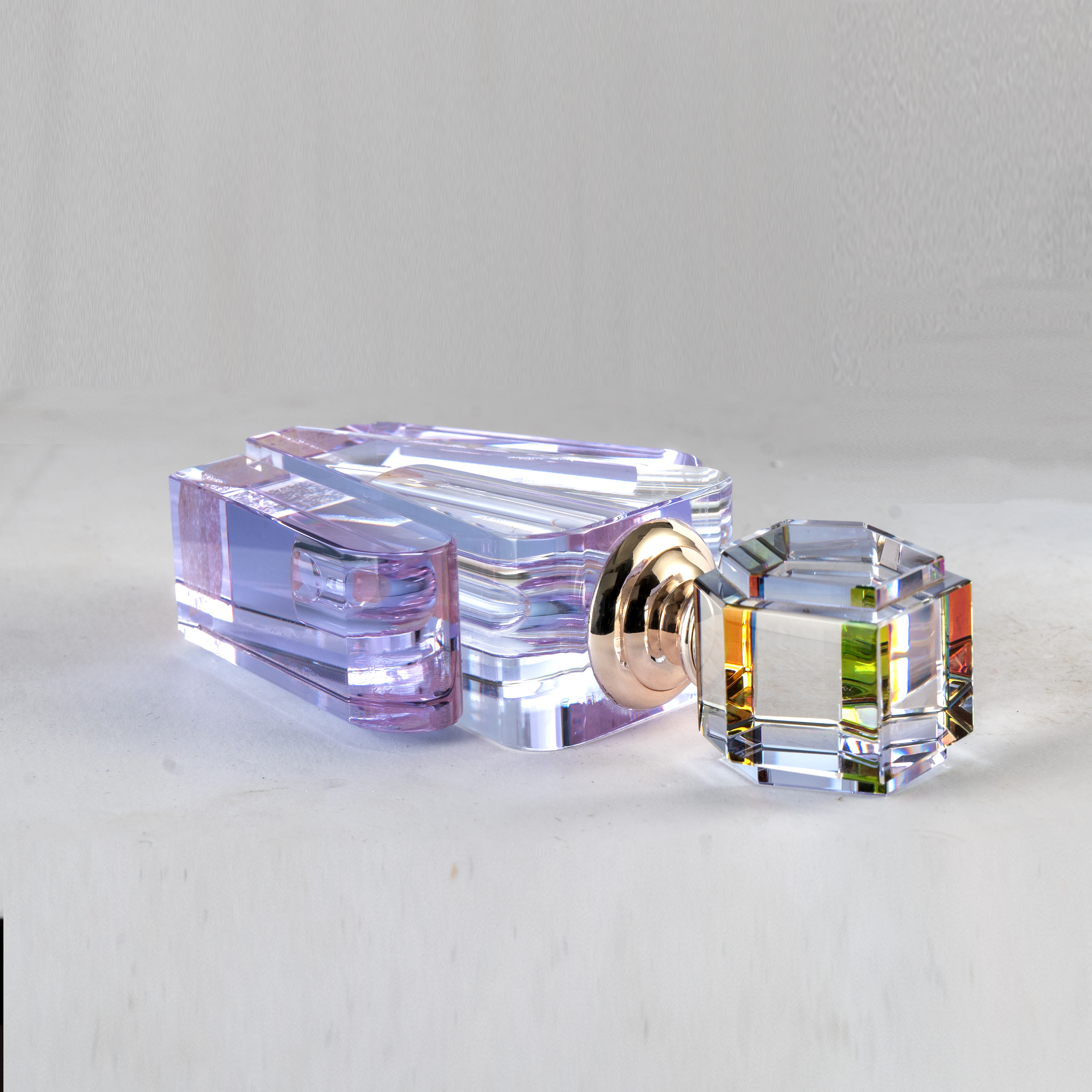 SmallBridge Crystal new product transparent and purple perfume bottle can be customized perfume bottle essential oil bottle empty bottle gift high-end product