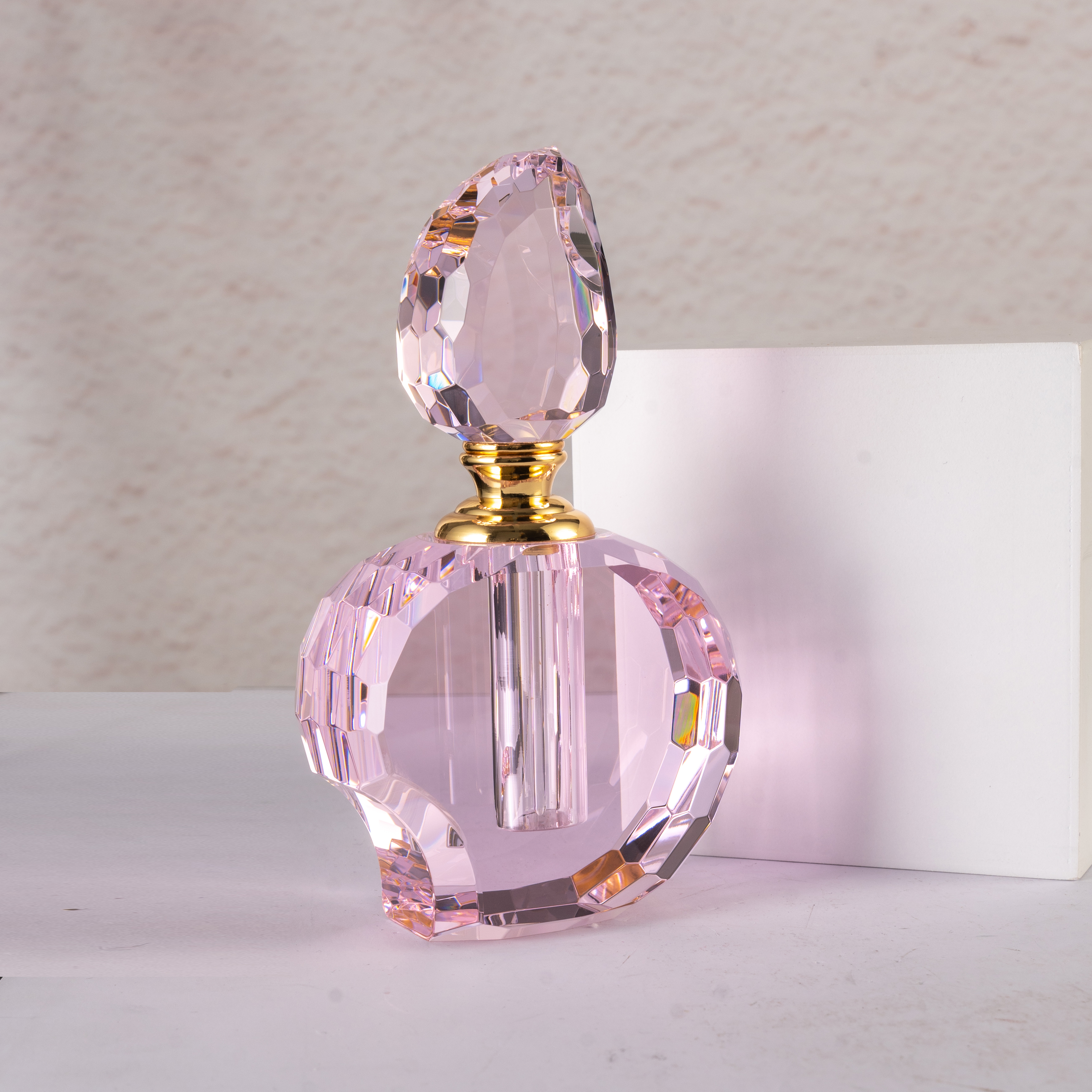 SmallBridge Crystal New Product Pink Half Apple perfume Bottle Customizable perfume Bottle Essential Oil Bottle Empty Bottle Gift Gift Premium Product