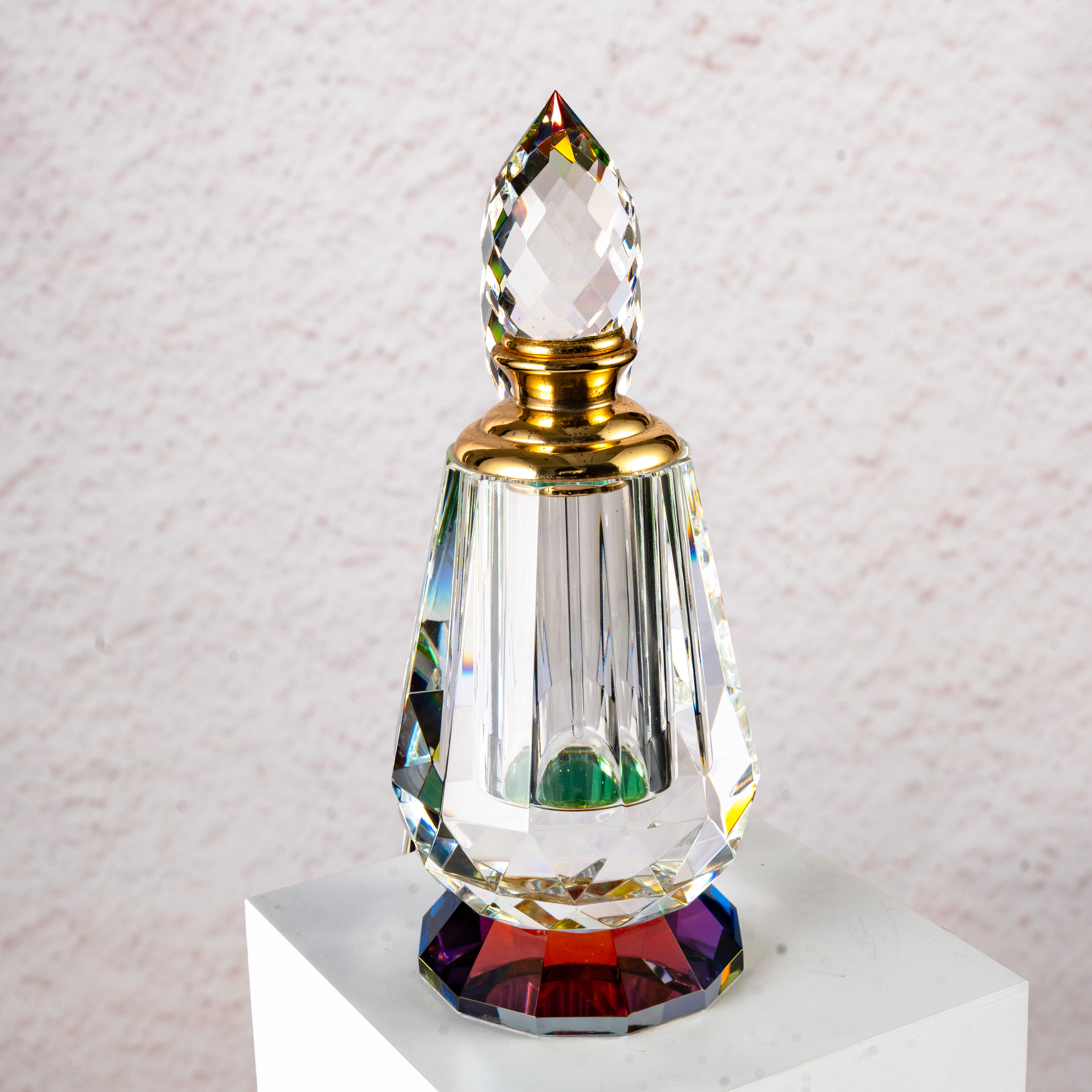 Smallbridge upscale products wholesale perfume bottle color plated pineapple head gift giving self use bottle weight 475g