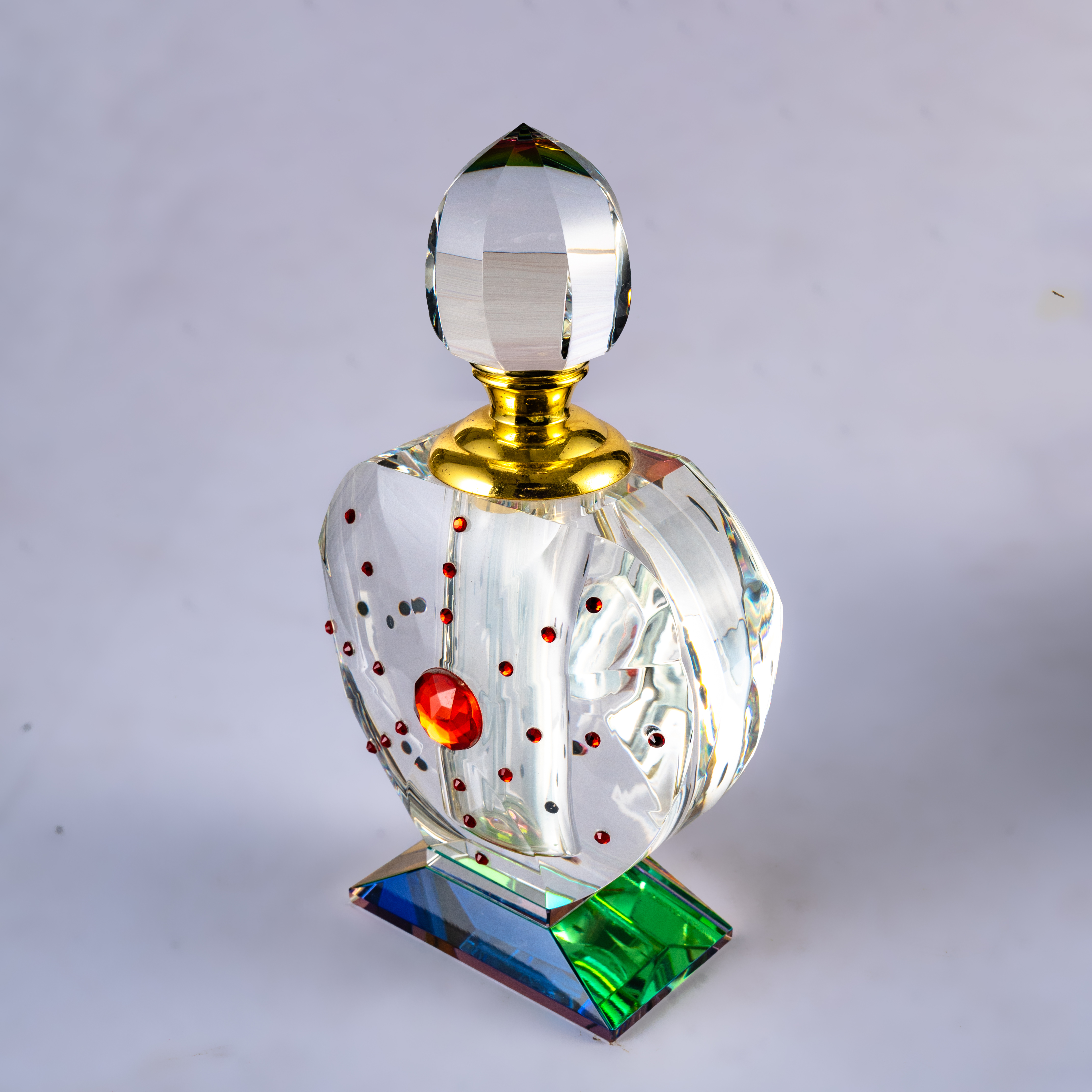 SmallBridge Luxury Crystal perfume Bottle Wholesale Transparent Color Plated Diamond Veneer Premium Essential Oil perfume Bottle with Drip Stick Suitable for Personal Use