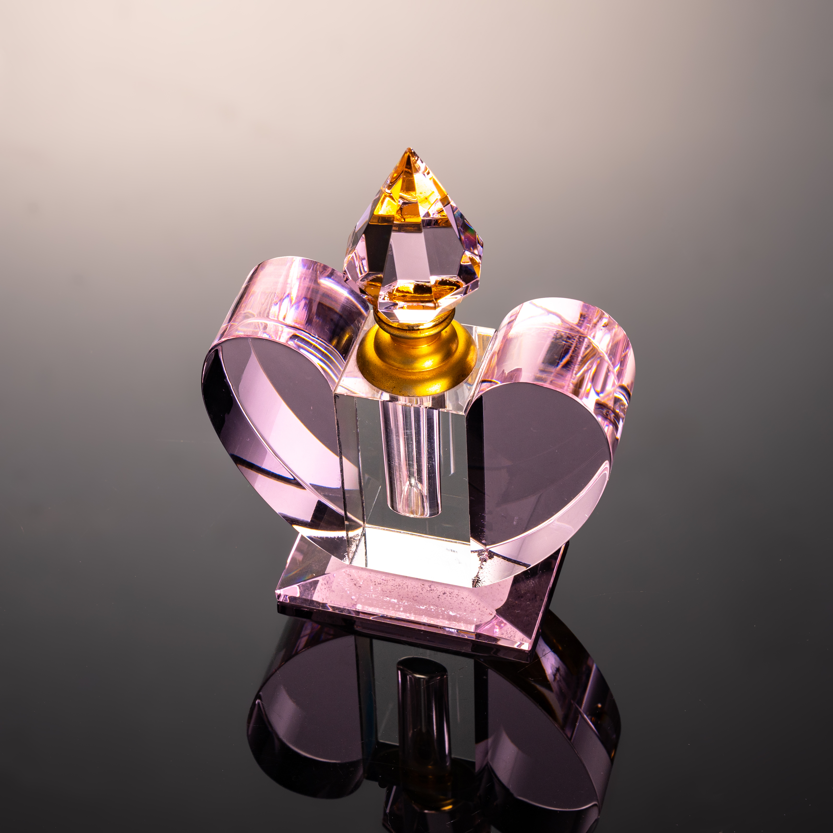 SmallBridge Crystal New Product Pink Heart perfume Bottle Customizable perfume Bottle Essential Oil Bottle Empty Bottle Gift Gift Premium Product
