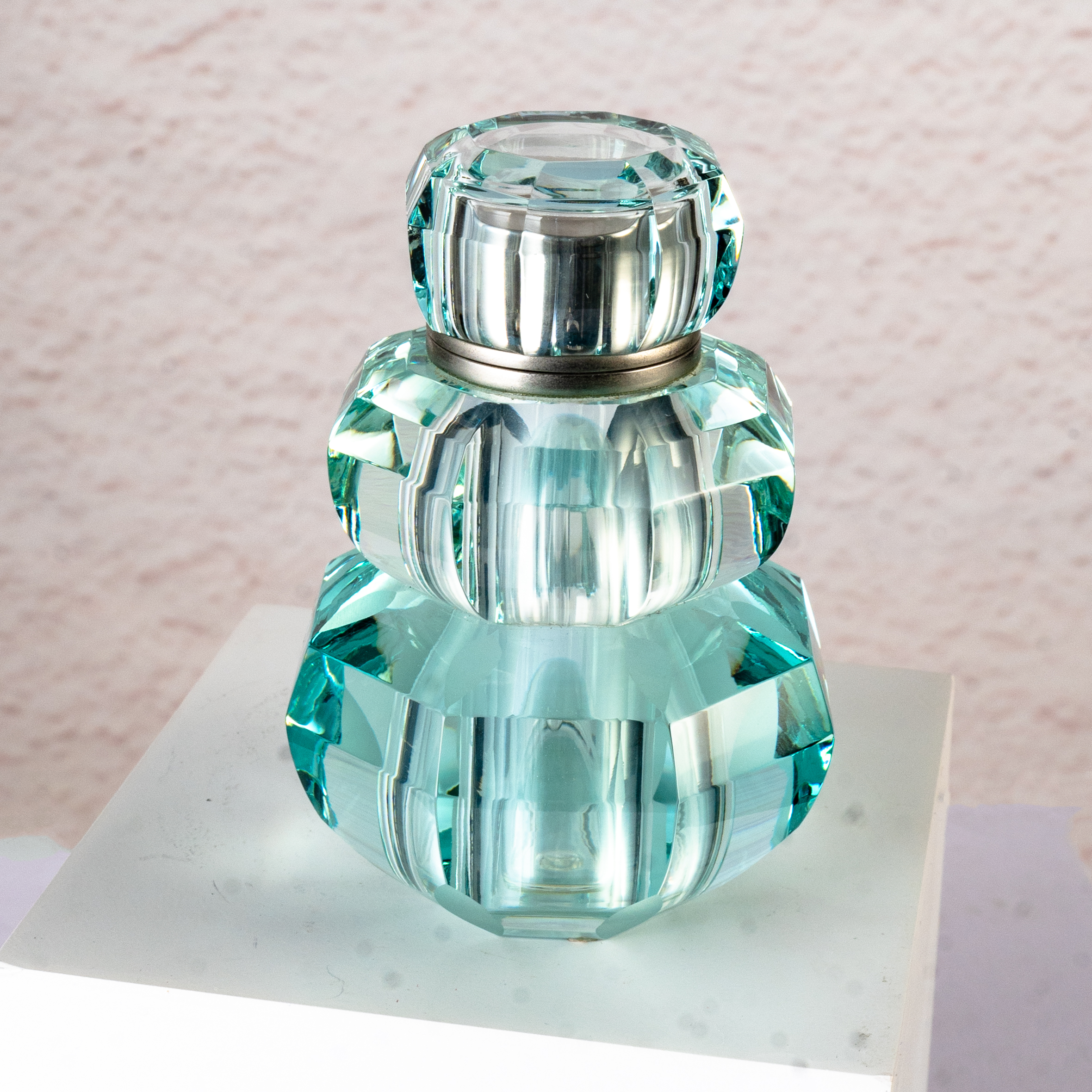 SmallBridge high-grade crystal perfume bottle Lake blue gourd shape Wholesale can be customized for personal use Can be used as a decoration Collection bottle 344gCapacity 12ml