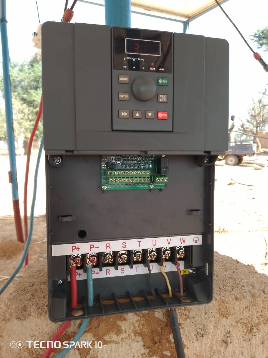 Goldbell G580MPV Solar Water Pump Inverter ay Nalutas ang ALS Fault para sa Customer mula sa Zambia