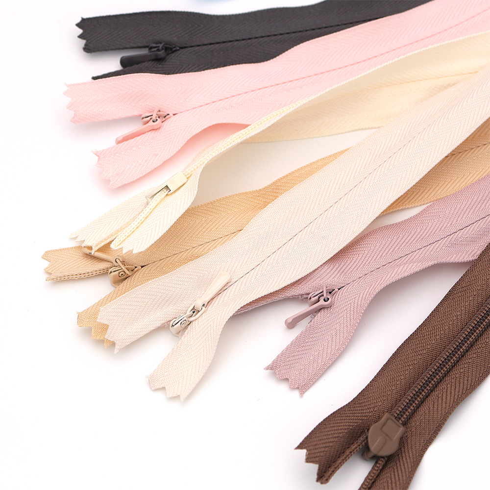 Custom Pastel Nylon Coil Apparel Zippers