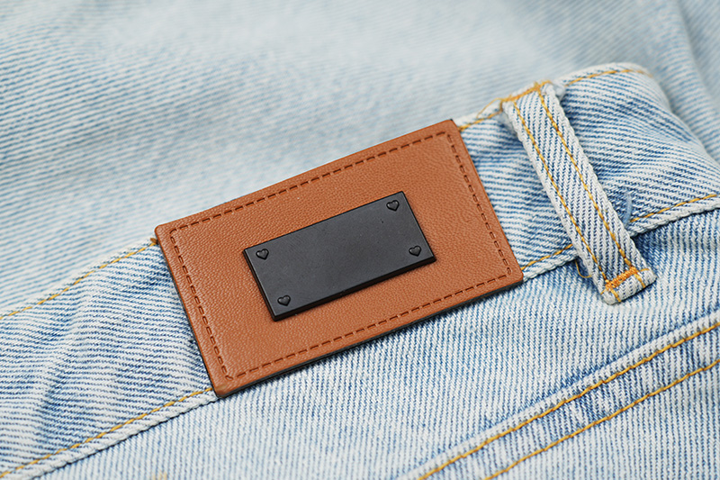 https://shopcdnalpha.grainajz.com/category/349430/4527/17340bb03ddbe58e8b7543bfa9c64a86/11-Leather_Patch.jpg