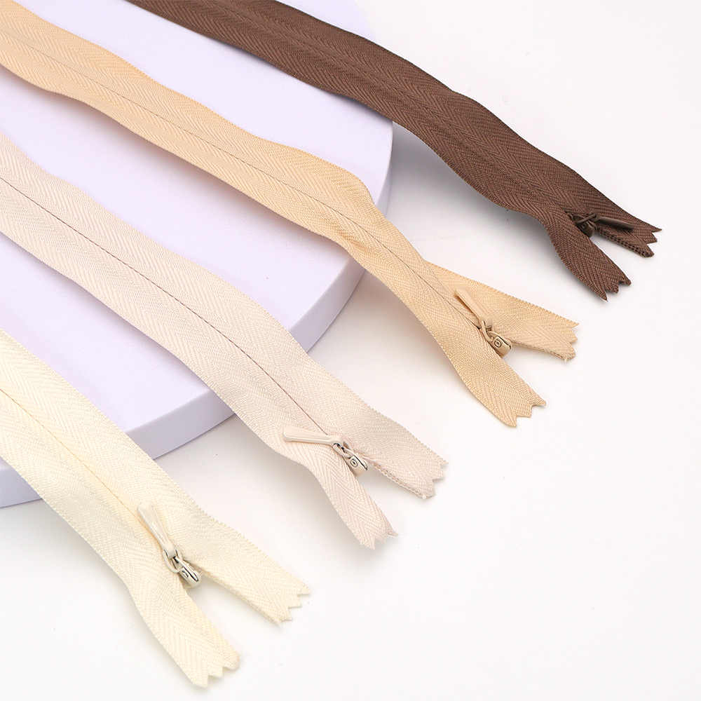 Custom Pastel Nylon Coil Apparel Zippers