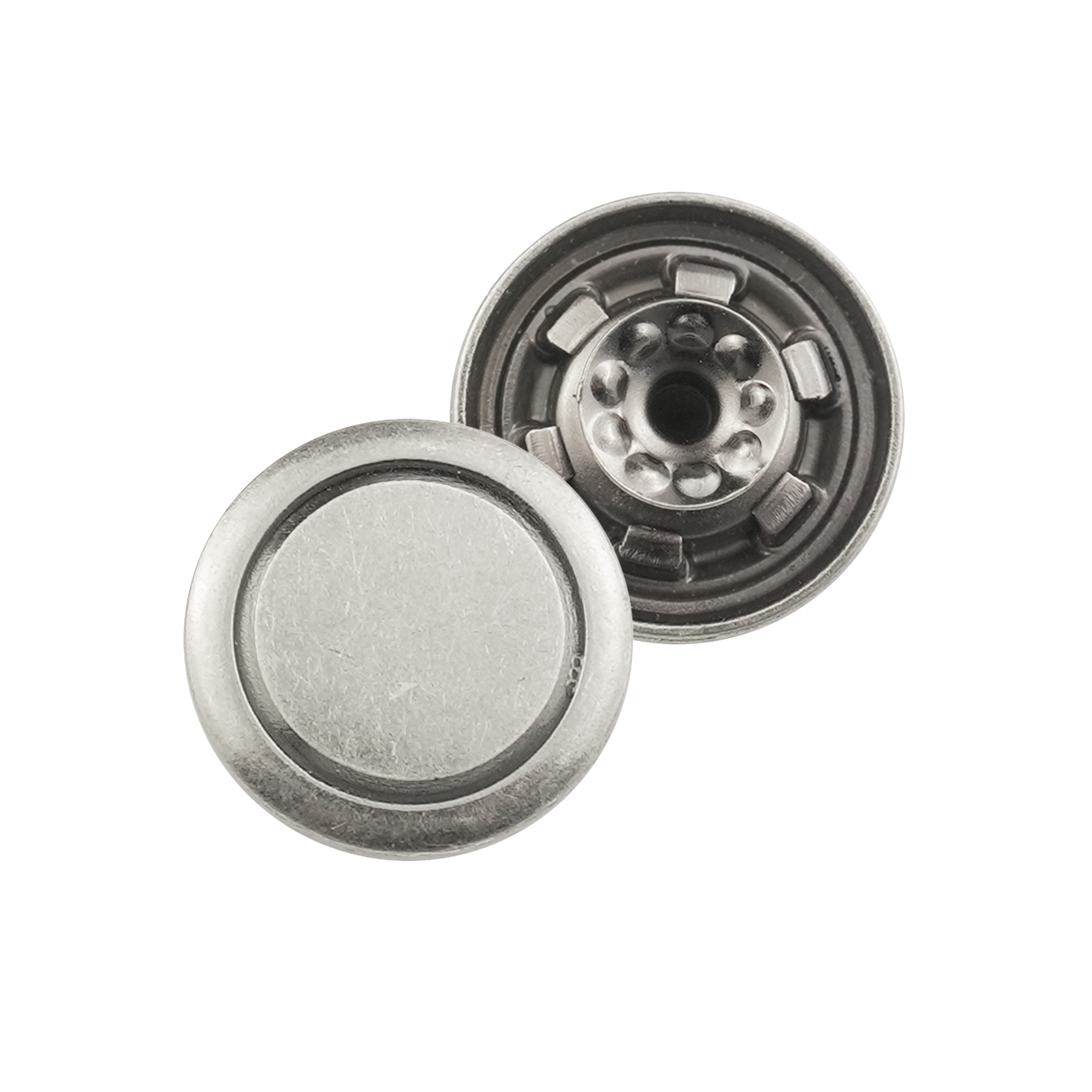 Evaluating Quality Standards in Custom Clothing Buttons