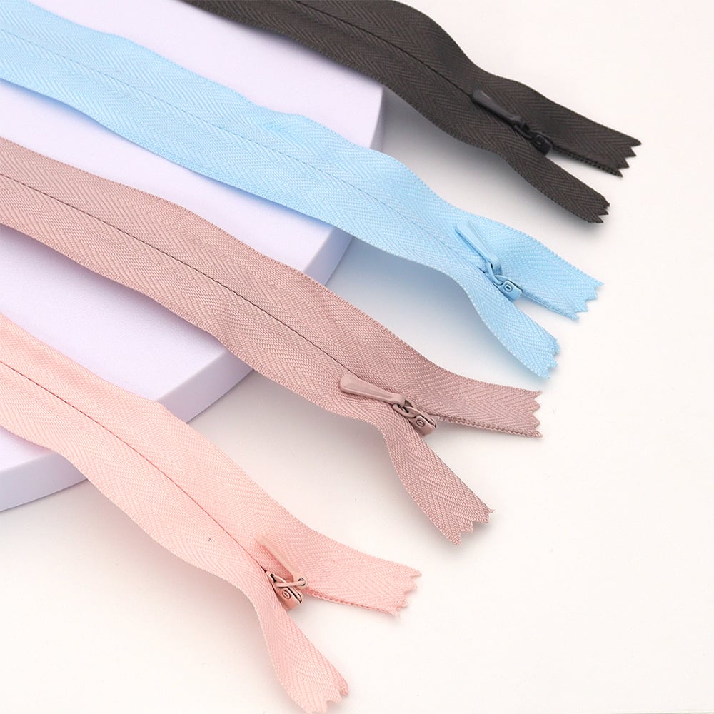 custom pastel nylon coil apparel zippers