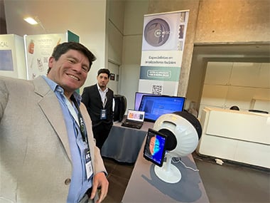 The exhibition site in Chile attracted a large number of beauty industry people to gather and purchase