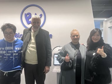 Warm welcome! Moroccan customers start their visit