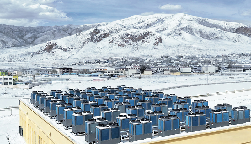Projecte de sistema d’aigua calenta i calefacció net amb bomba de calor d’aire per a Julong Copper al Tibet