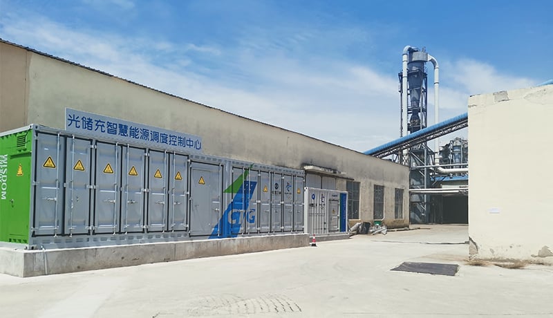 projecte industrial de parc amb 6 MW de fotovoltaic + emmagatzematge d’energia de 2 MW-8 MWh + càrrega de vehicles elèctrics de 120 kW
